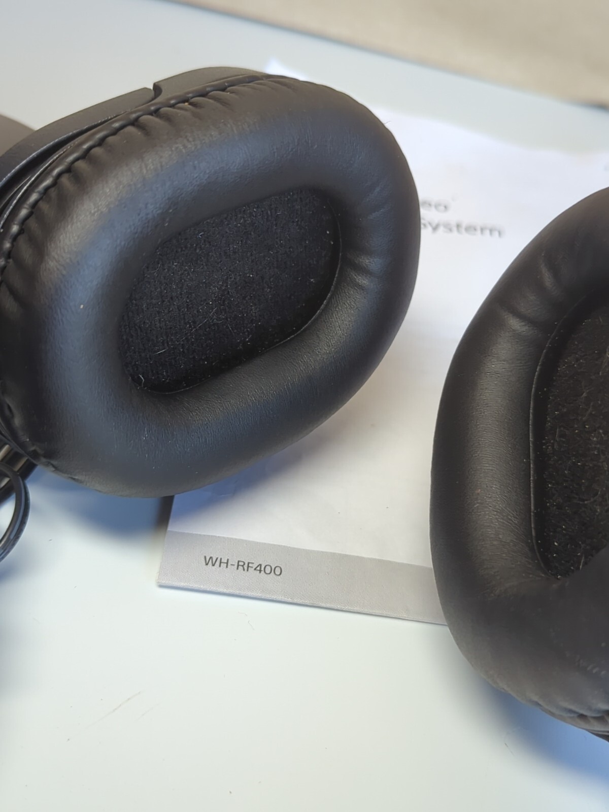 Sony WH-RF400 Wireless Home Theater Headphones Low Use !! w/ Base Cord & Manual