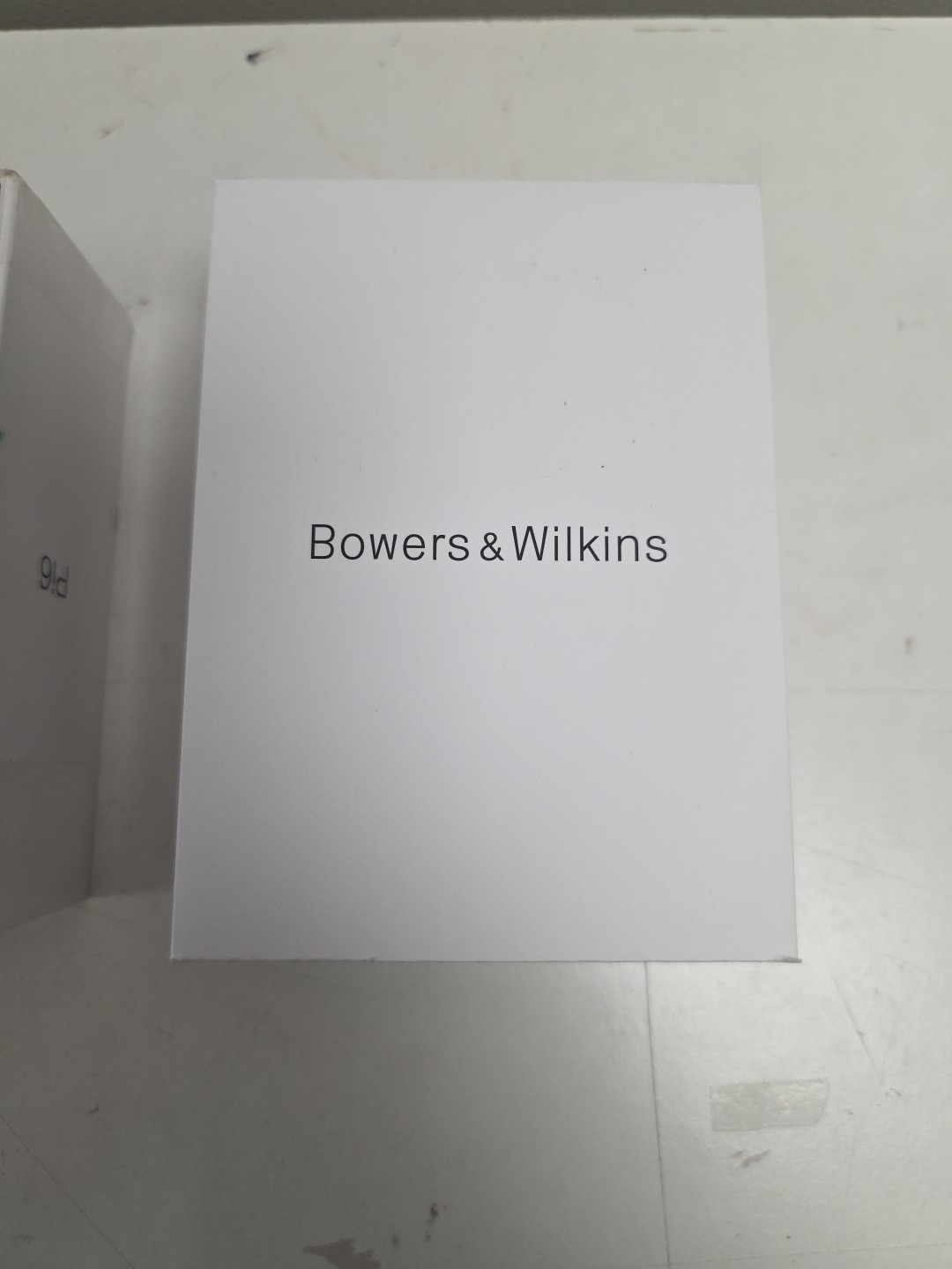 BOWERS & WILKINS PI6 WIRELESS EARBUDS (FOREST GREEN)