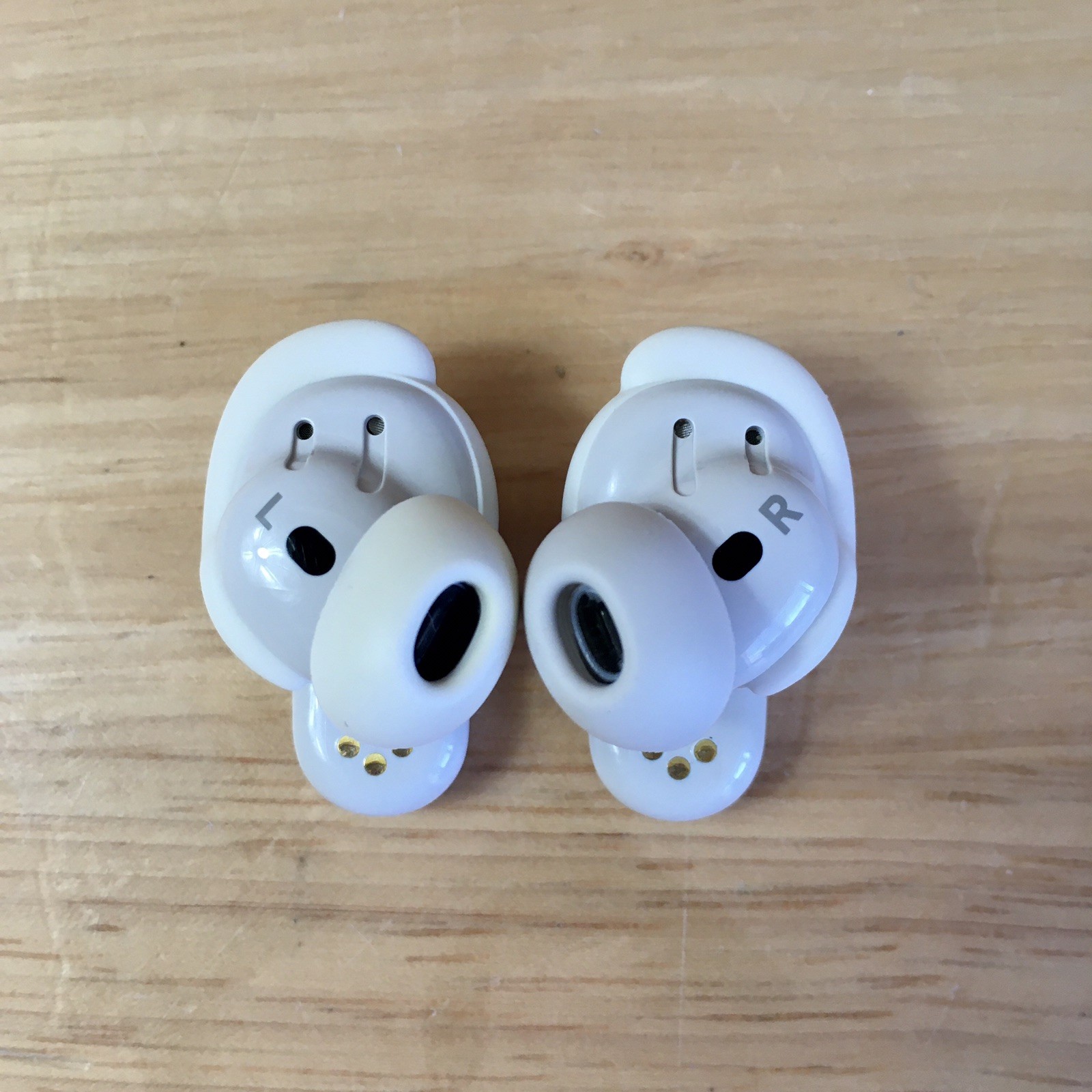 Bose QuietComfort Ultra True Wireless Noise Cancelling Earbuds – White Smoke
