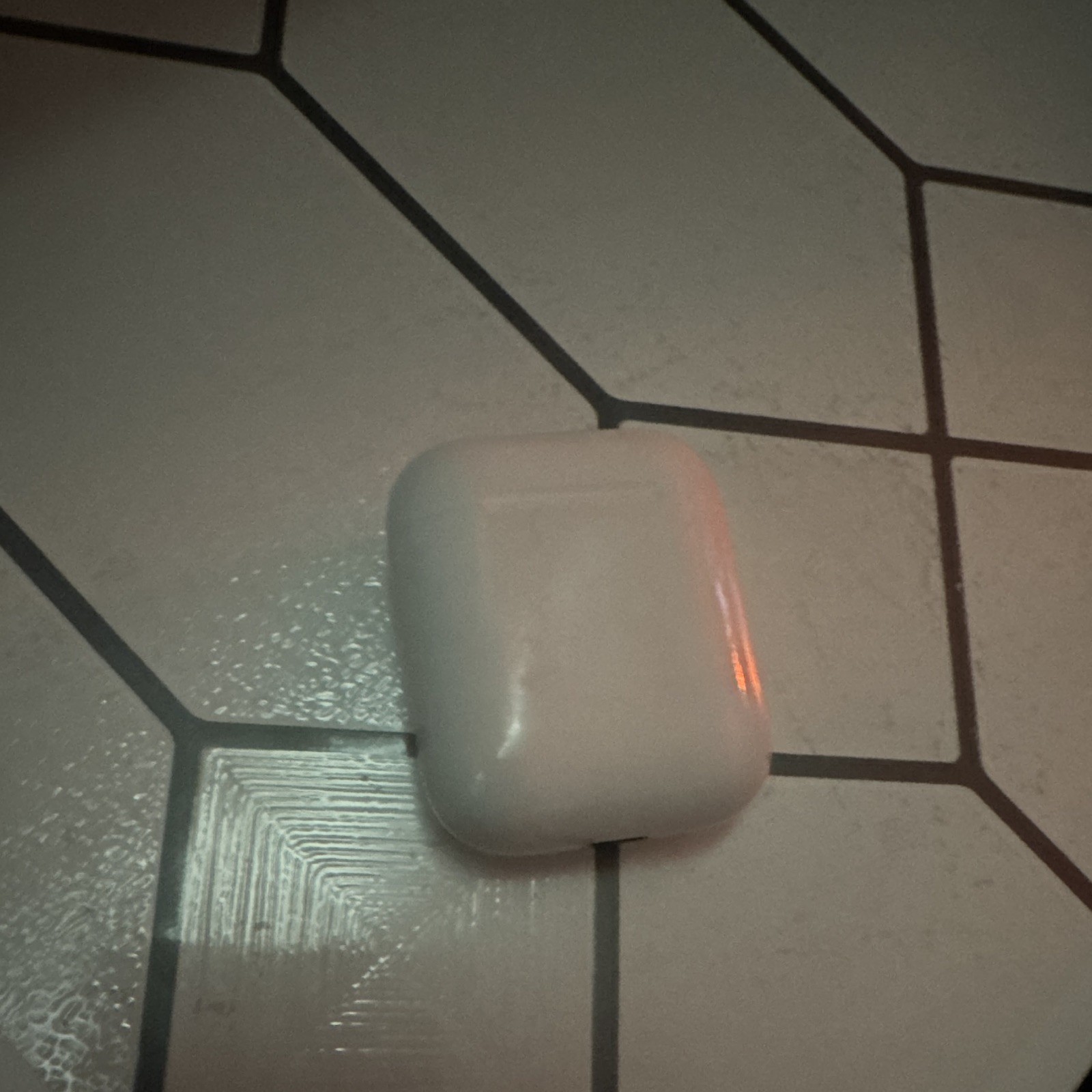 Apple AirPods Gen 1