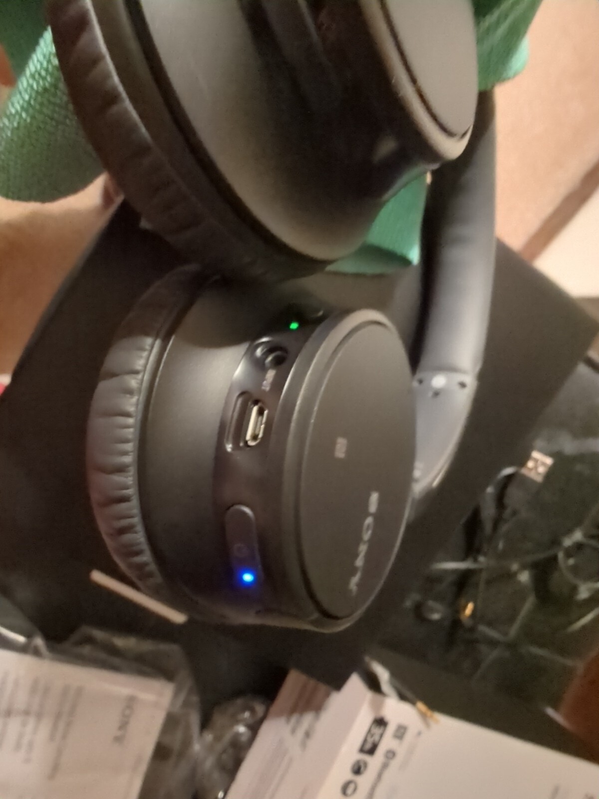 AWESOME SONY WHCH700N NOISE CANCELLING HEADPHONES ALEXA NIOB OPENED FOR PHOTOS