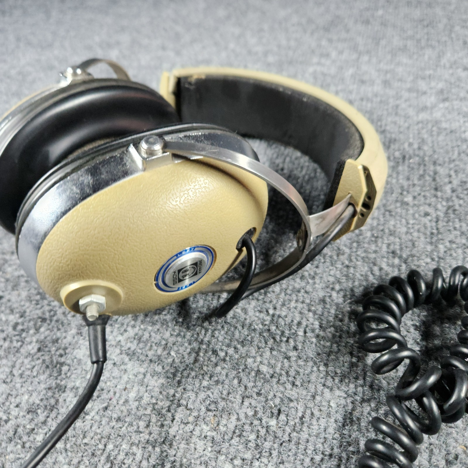 Vintage Koss Pro 4AA Headphones Professional Studio Monitors Coiled Cable
