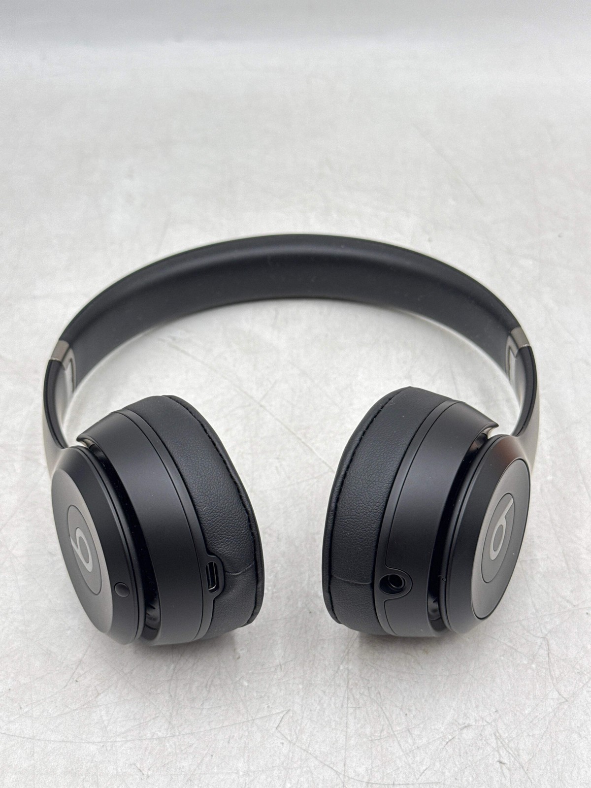 Beats Solo 4 Wireless On-Ear Headphones Black – Open Box