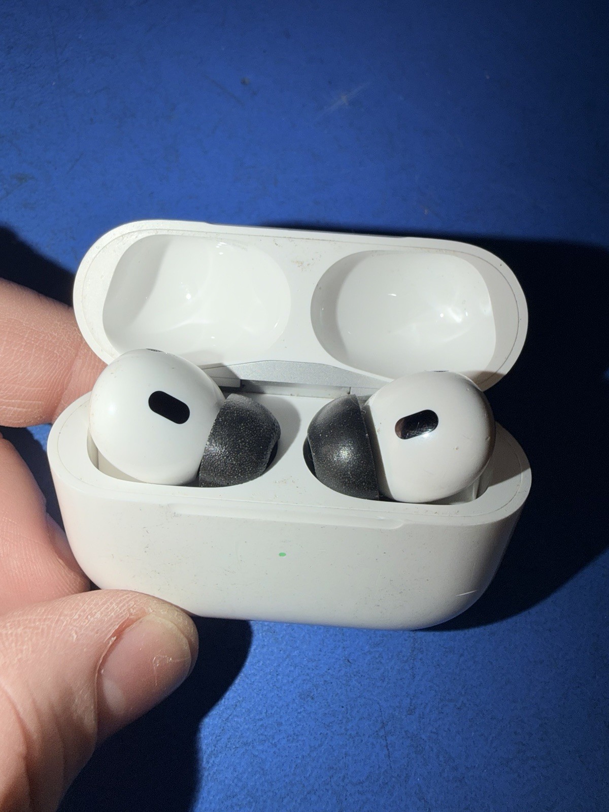 Apple Airpods Pro 2nd Wireless Active Noise Cancelling Earbuds – White MTJV3LL/A