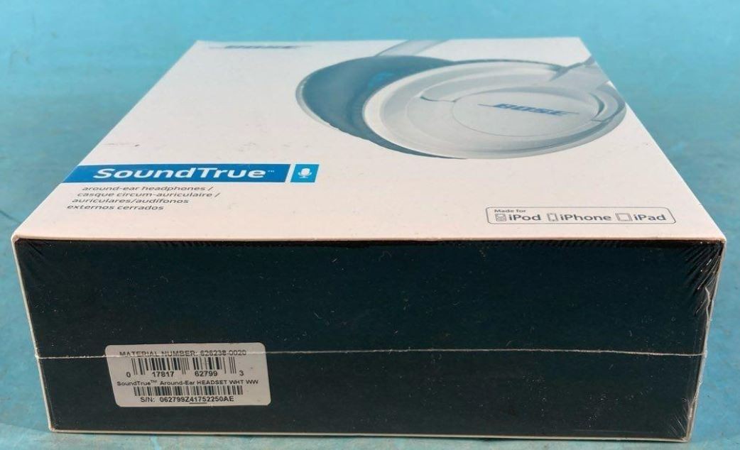 Bose SoundTrue Headphones Wired Around-Ear Mic iPhone iPod iPad White Sealed