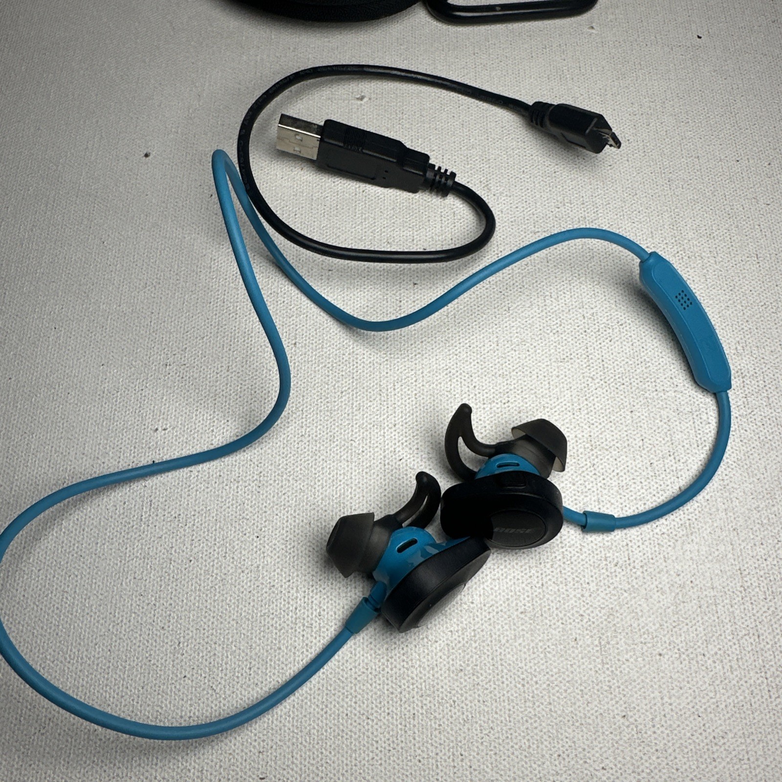 Bose SoundSport Wireless In Ear Earbuds Bluetooth Sport Headphones Tested