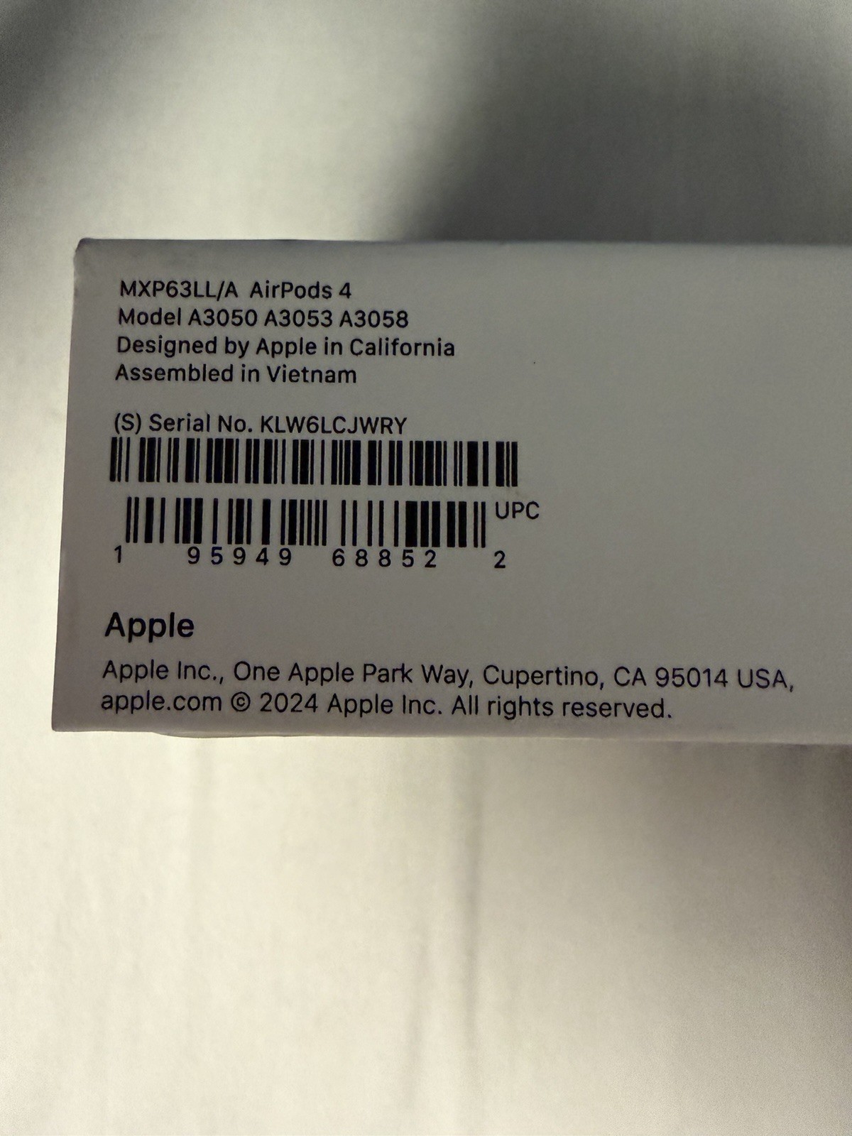 Apple AirPods 4 Non-ANC SEALED & HAS RECEIPT