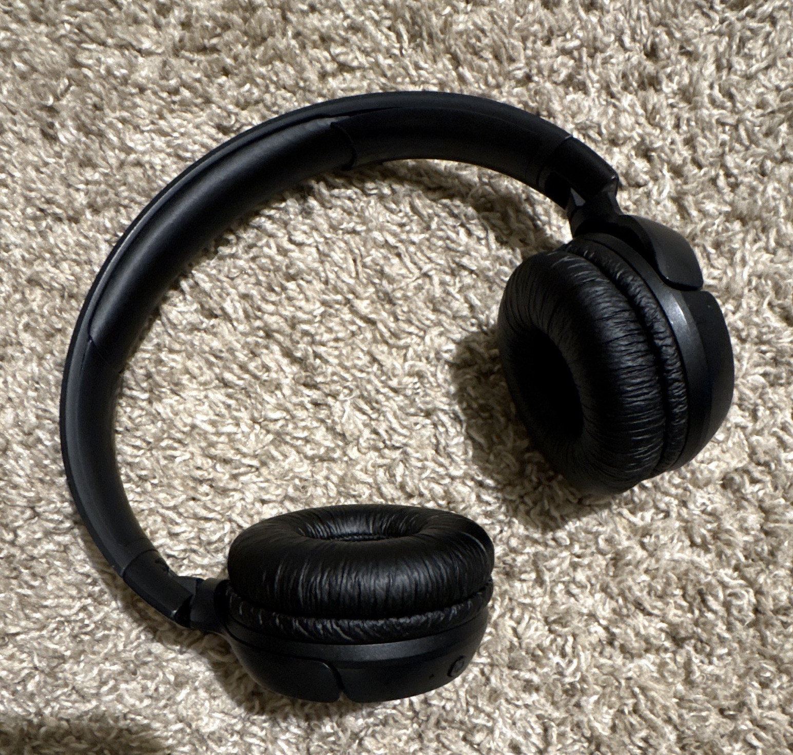 JBL Live Free NC+ Black On-Ear Bluetooth Wireless Foldable Headband