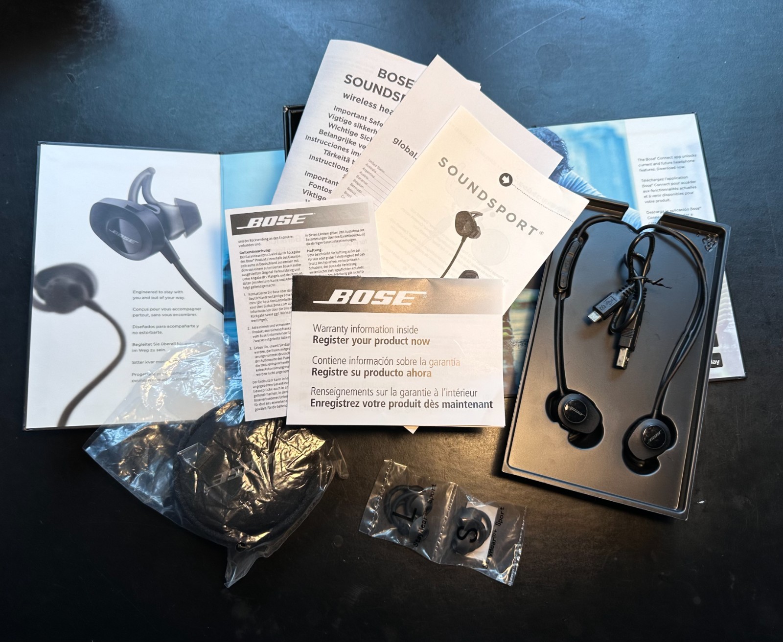 VGUC Bose SoundSport Wireless In-Ear Headphones with Box Tested