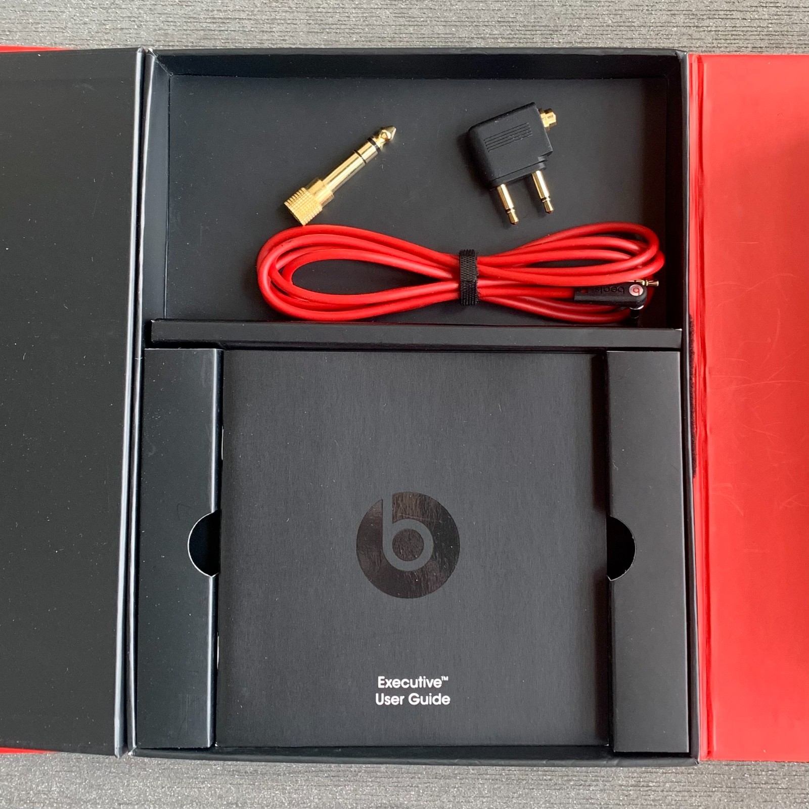 Beats by Dre Executive Over-the-Ear Headphones w/Original Case, Box, Accessories