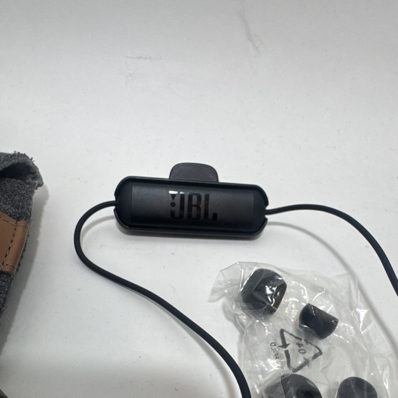 JBL Duet Mini Wireless in-Ear Headphones for Bluetooth Enabled Devices – Black