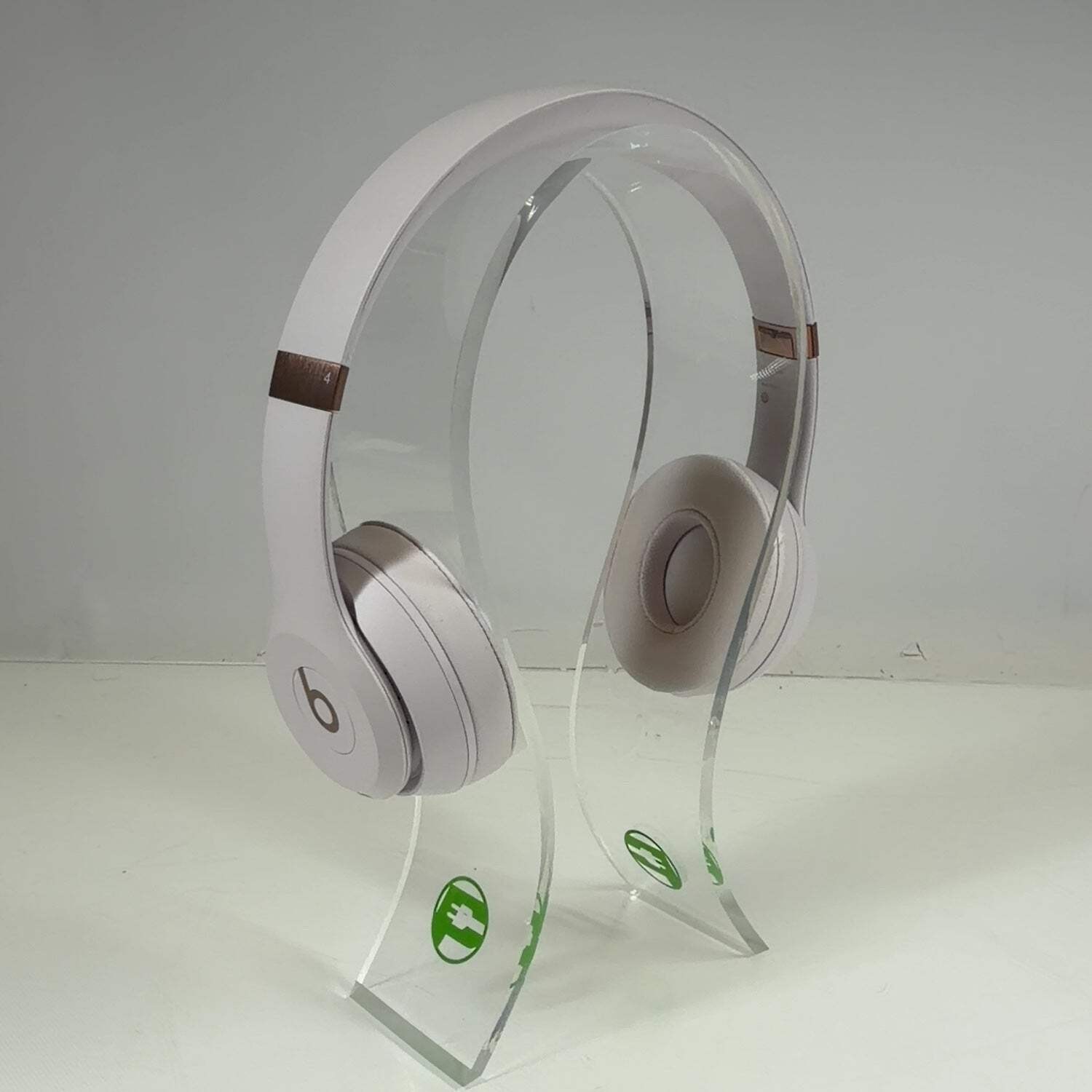 Beats Solo4 Wireless Over-Ear Bluetooth Headphones Cloud Pink A3140