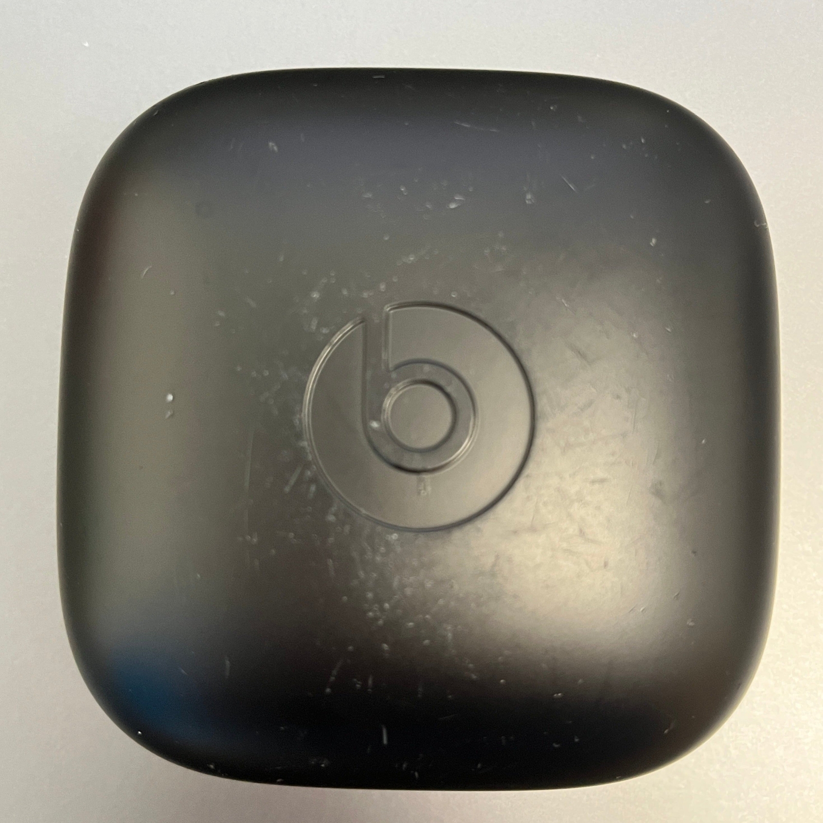 PowerBeats Pro Replacement Charging Case – Fair Condition