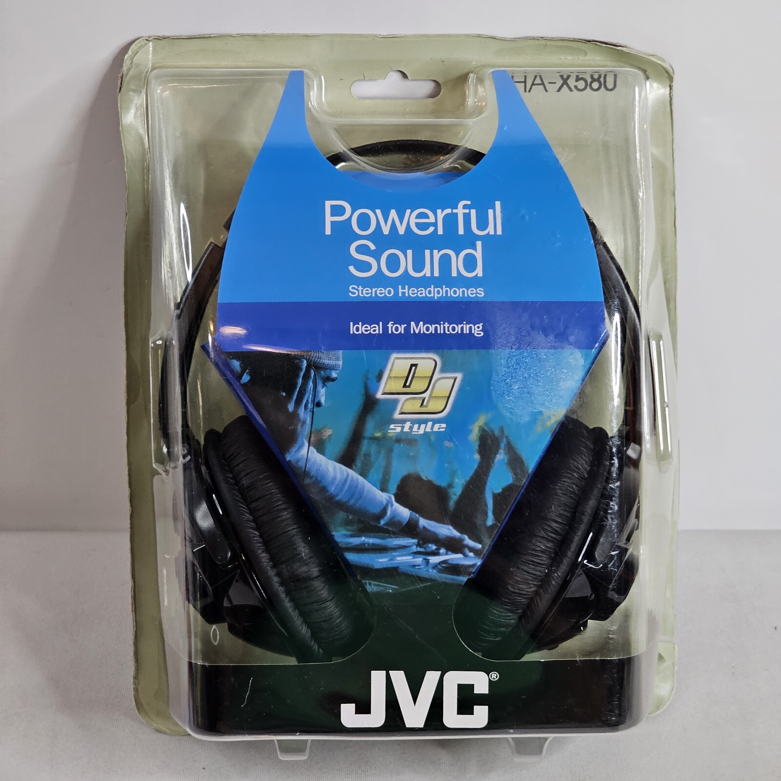 JVC HA-X580 Stereo Headphones 107dB 7Hz-21000Hz 32 Ohms Cord Length 9.84 ft New