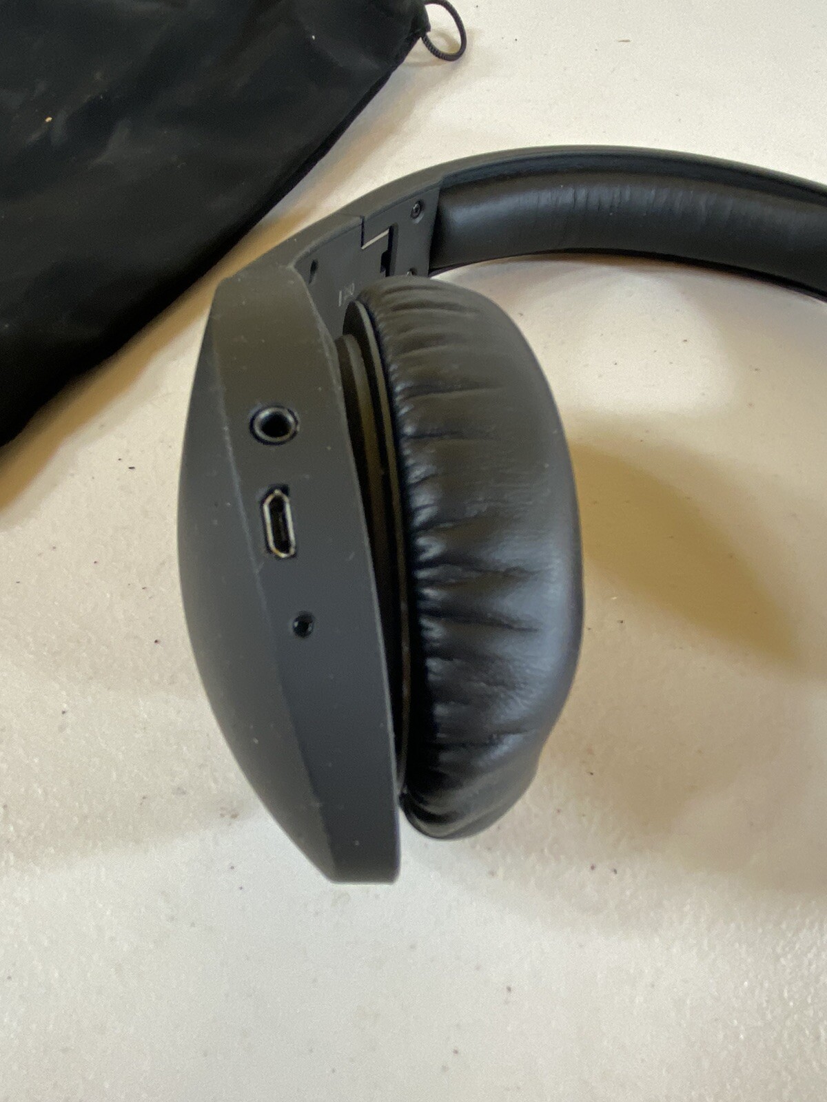 nice Velodyne 80 vbold 80-00406 Black Wireless bluetooth headphones 25C1