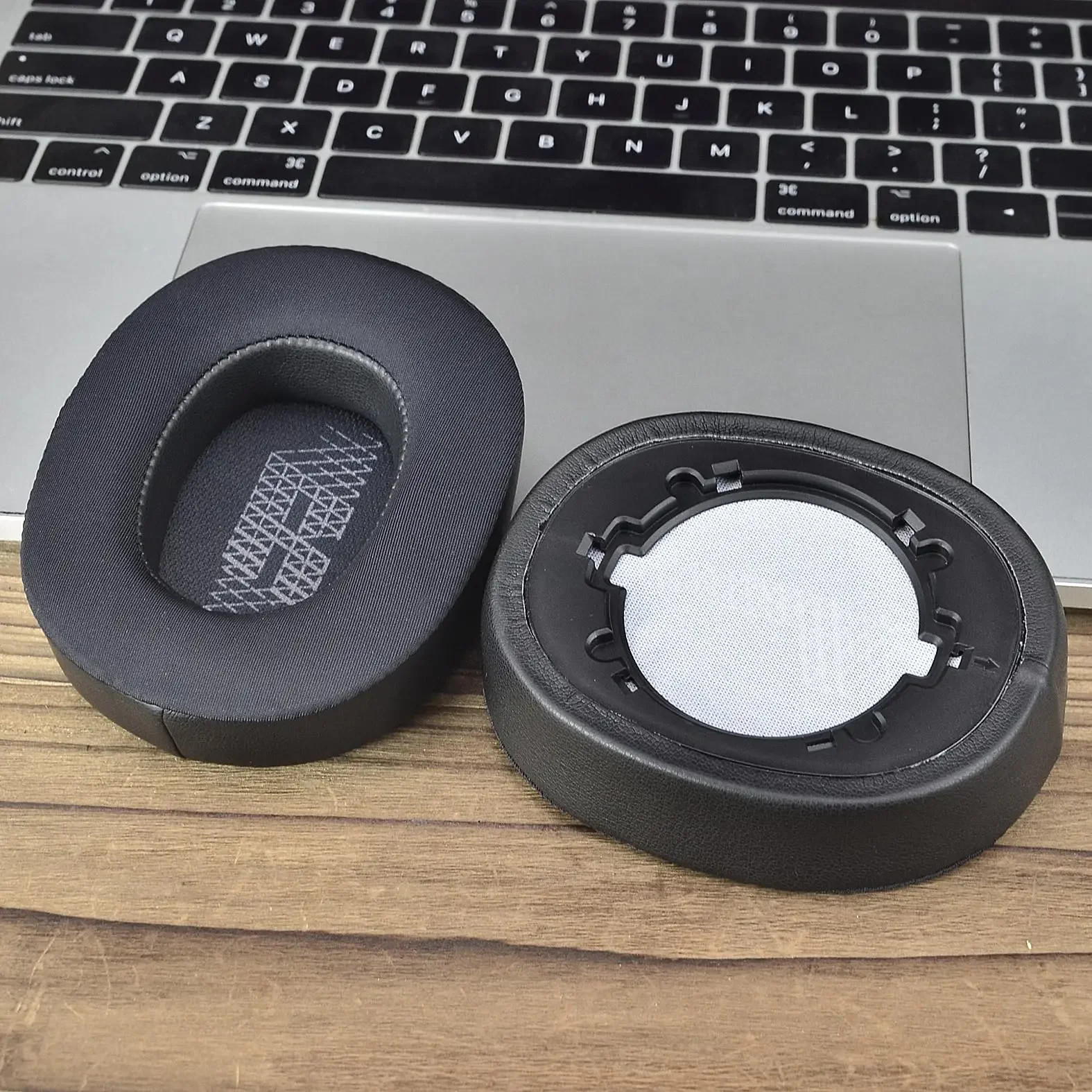 Cooling Gel Ear Pads Replacement Cushions Earmuff For JBL Live 500BT Headphones