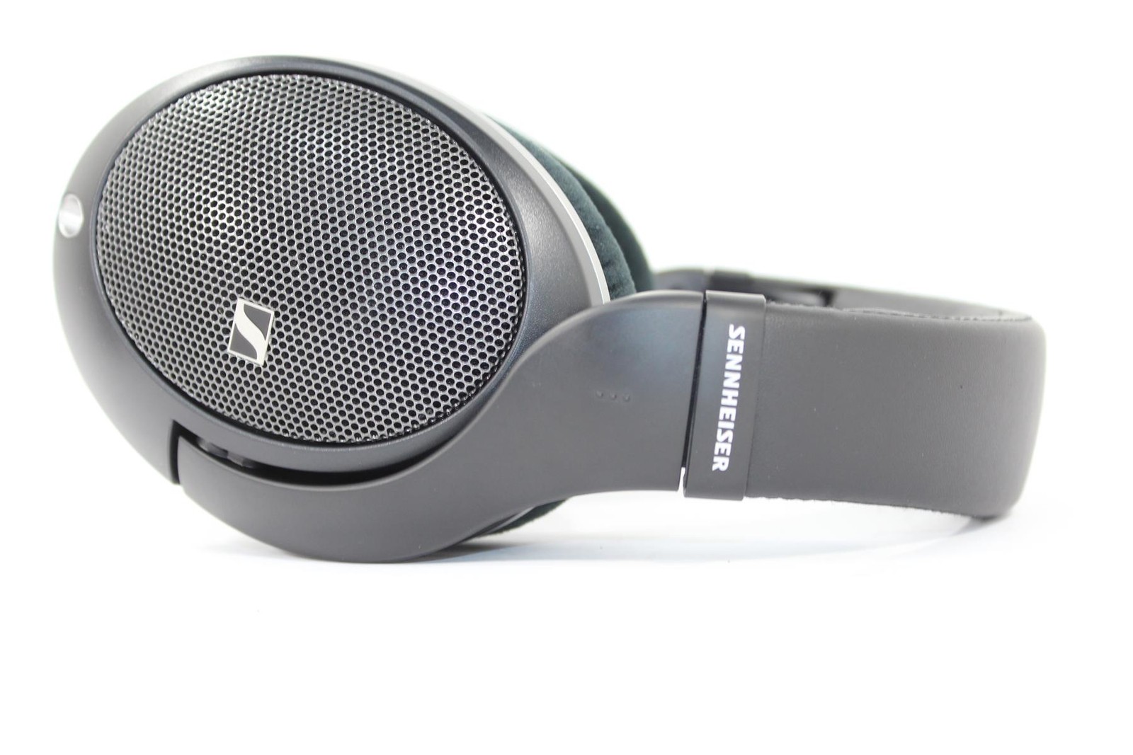 Sennheiser HD 550 Audiophile Headphones Over-The-Ear – Free shipping