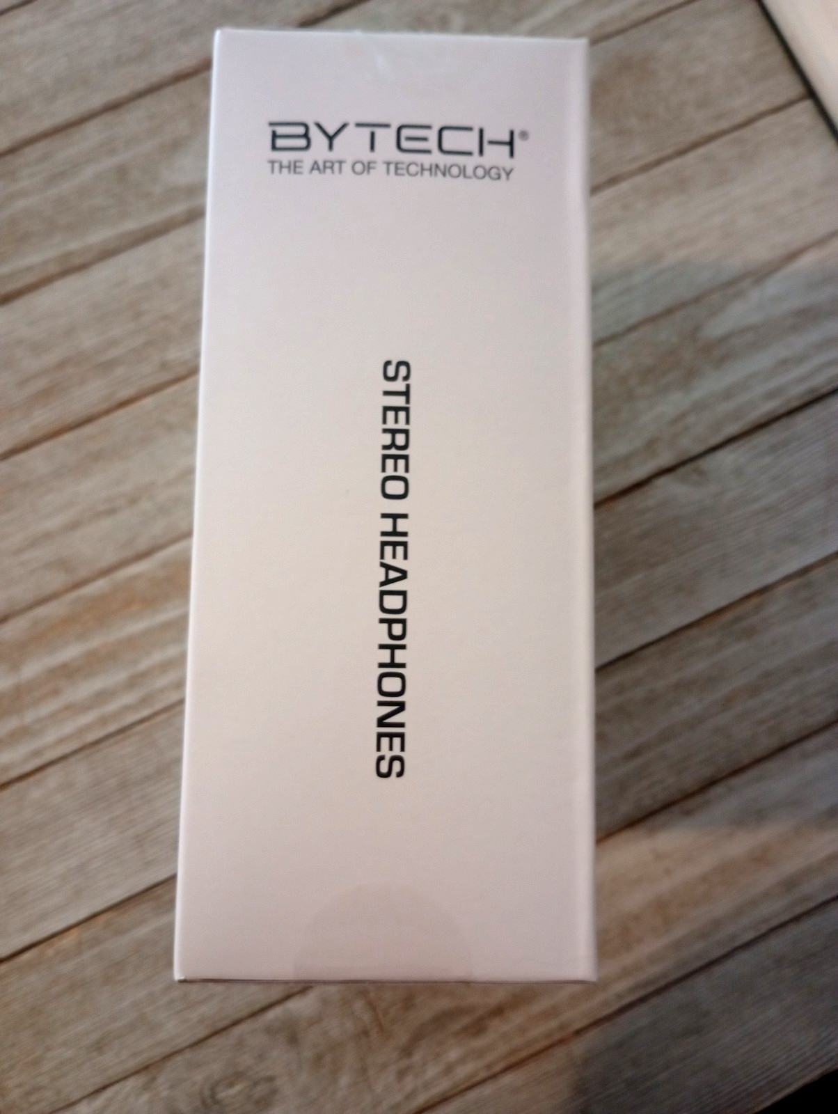 Bytech Black/White Stereo Headphones New