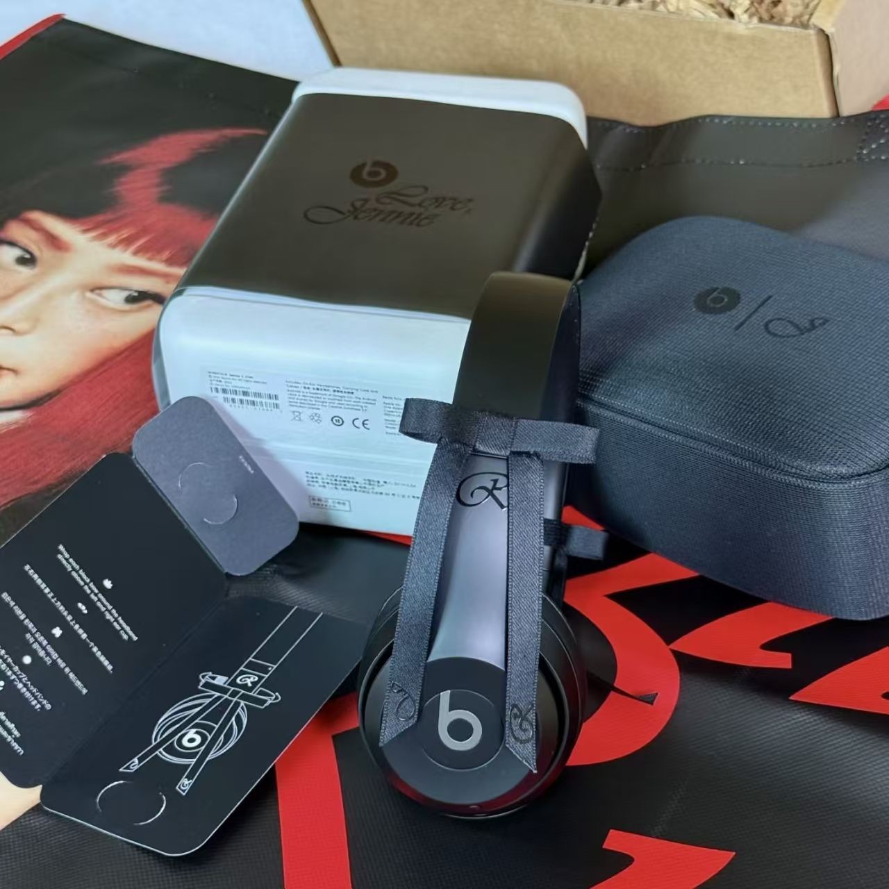 LIMITED Solo 4 Jennie Edition Onyx Black BLACKPINK Rare Headphones