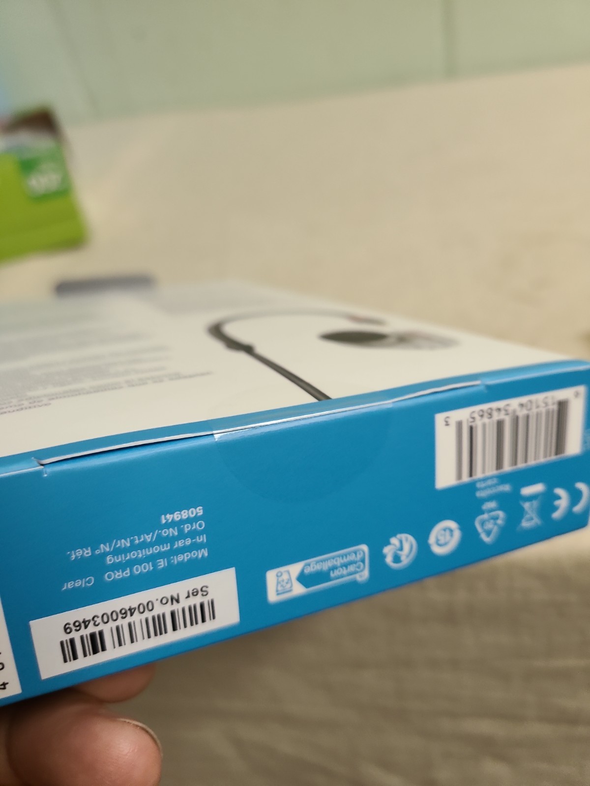 New Clear SENNHEISER “IE 100 PRO” In-ear monitoring ear phones – UNOPENED
