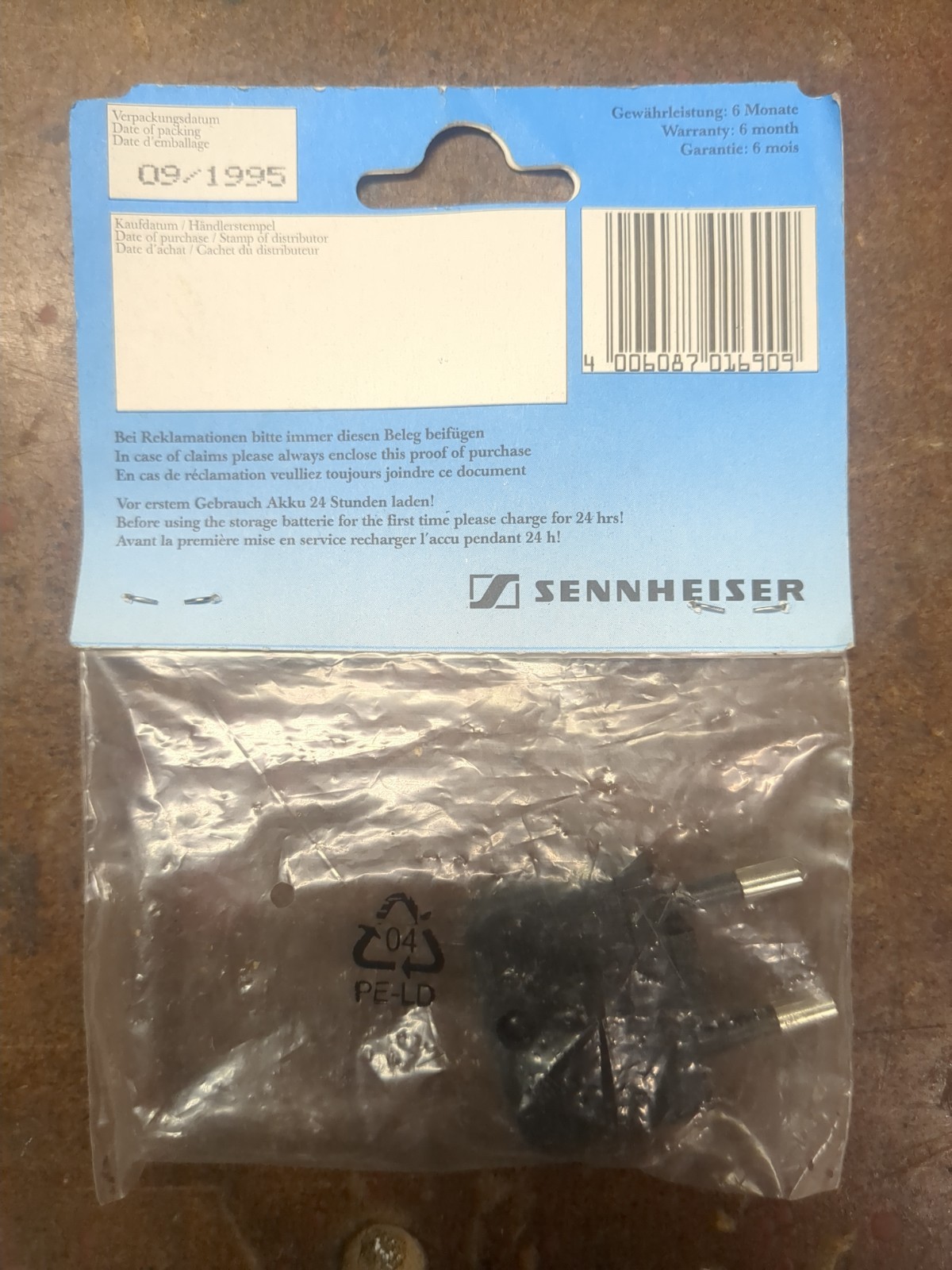 (NOS) Sennheiser AKKU GZS 406-1 Original Battery 1995 Sealed Package Germany