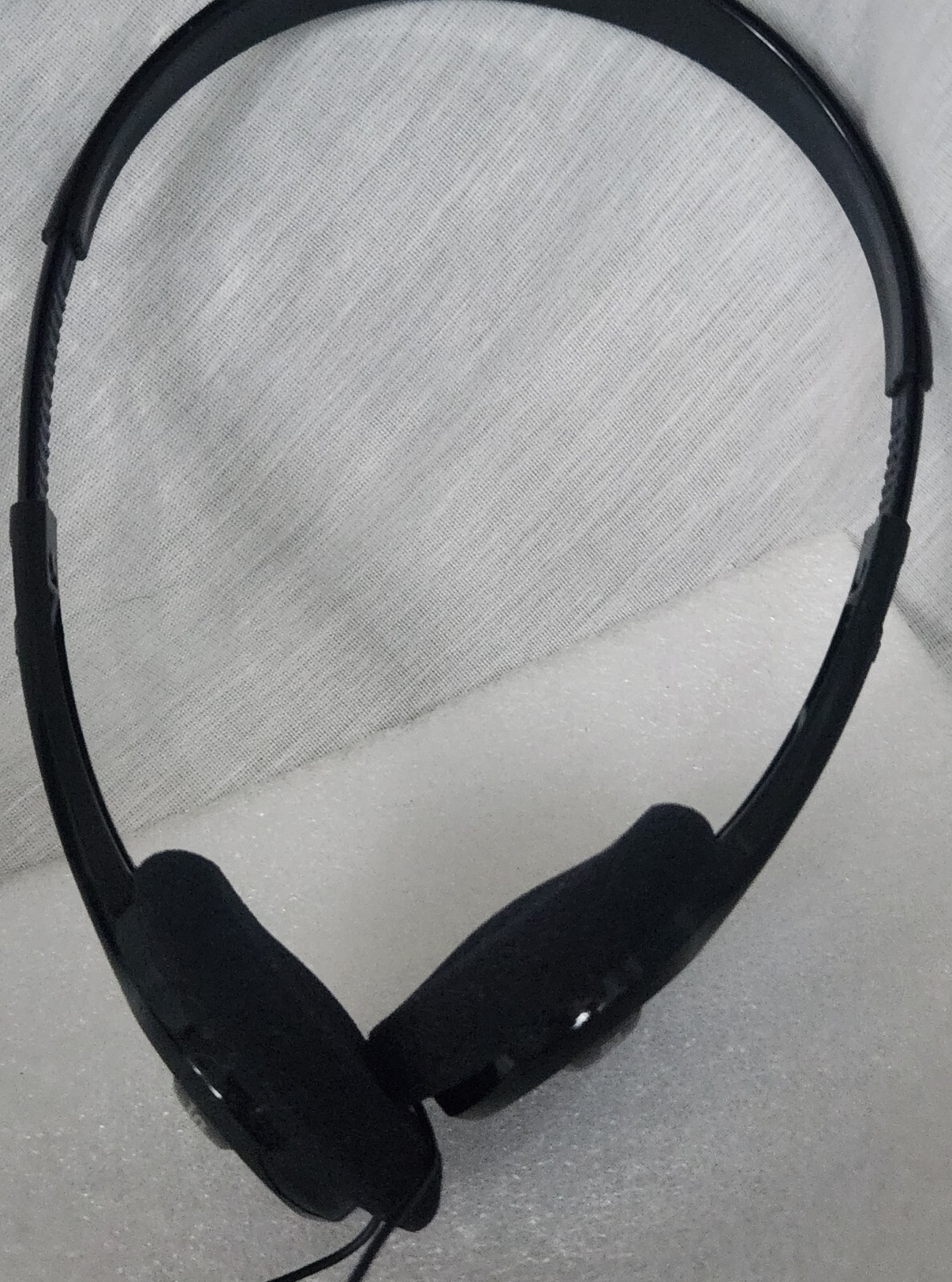 Koss KPH7 Black On-Ear Headphones • Foam Ear Cushion & Adjustable Headband