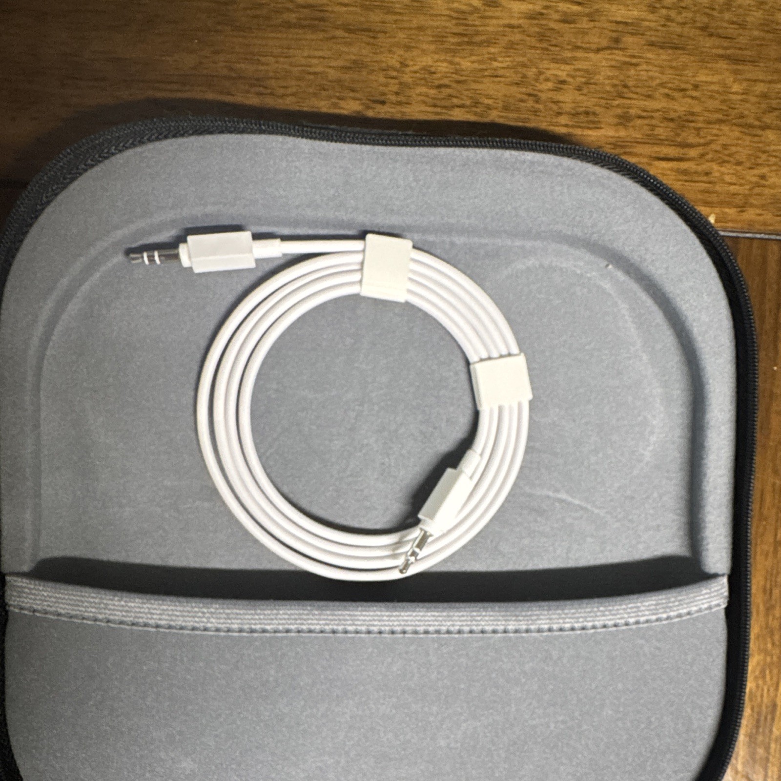Nothing Headphone (1) Wireless ANC Over-Ear w/ Mic White/Black Case & Cable