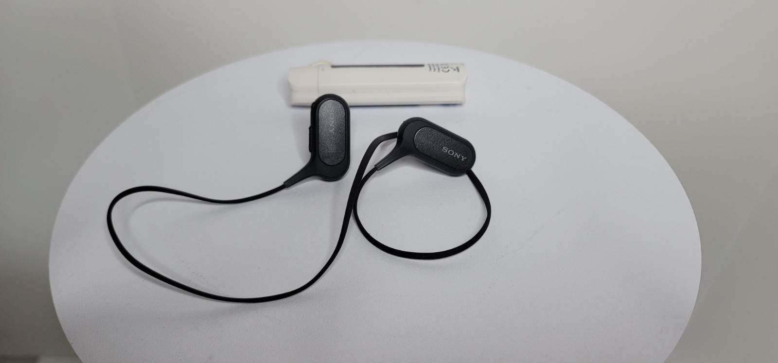 Sony Extra Bass Stereo Earbuds, In-Ear, Wireless, Black, MDR-XB50BS / Excellent