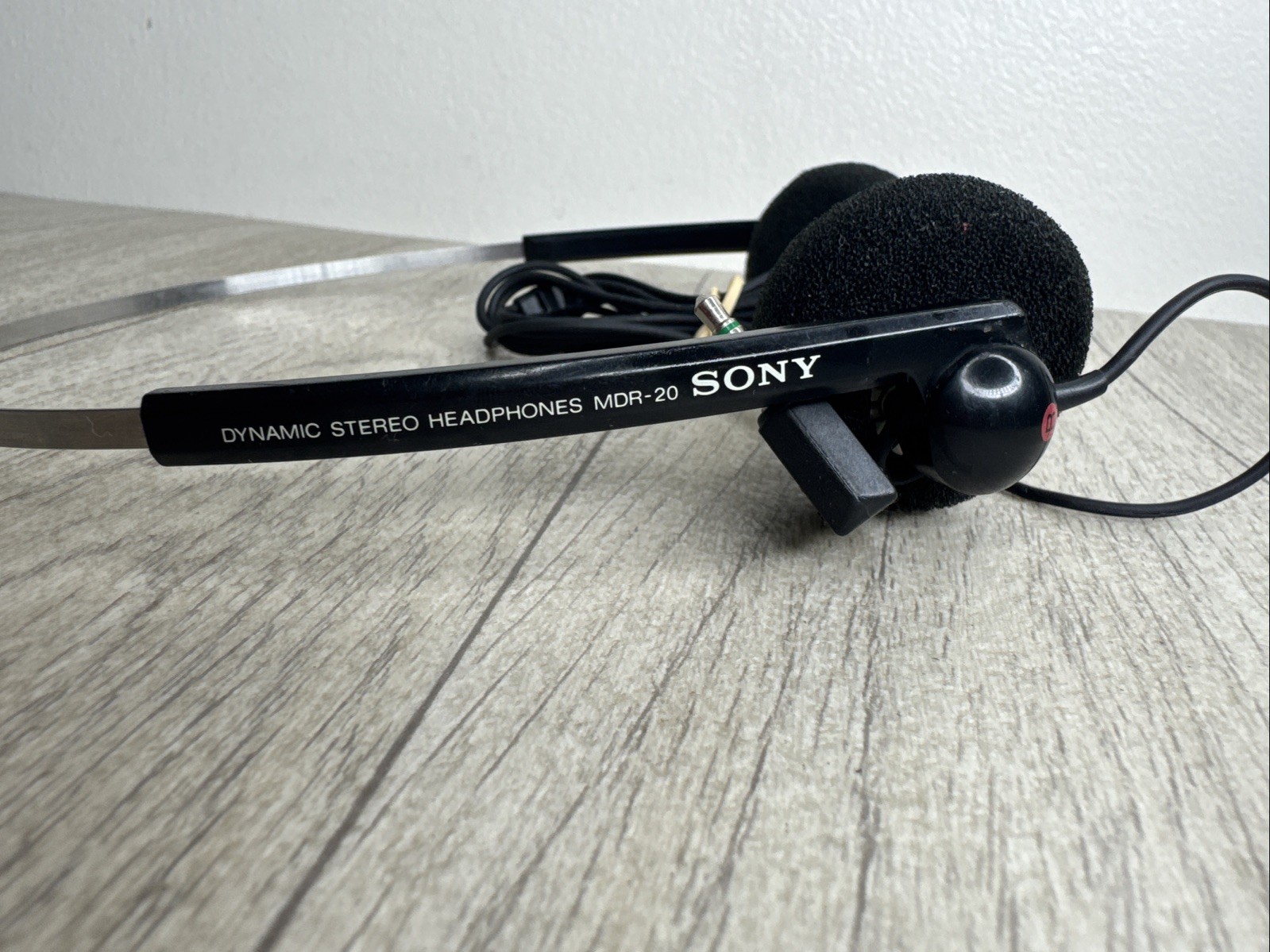 Vintage RARE Sony MDR-20 Dynamic Stereo Headphones Ships FREE!