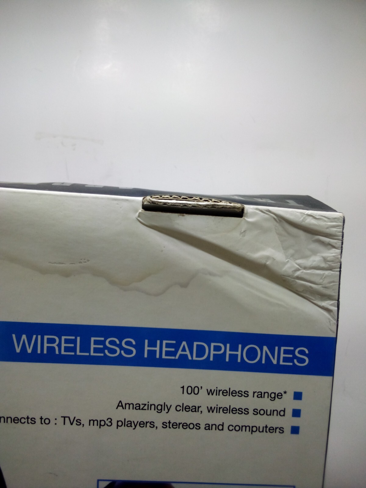 The Sharper Image Wireless Headphones 100′ Wireless Range
