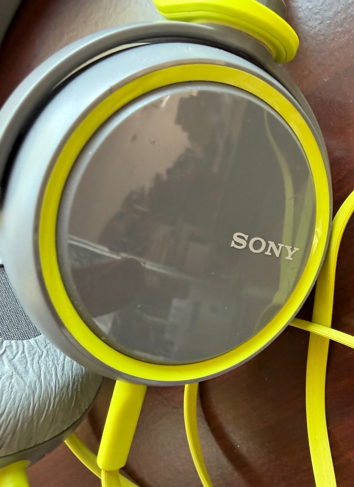 Sony MDR‑XB400 Extra Bass Headphones – Lime Green – Work