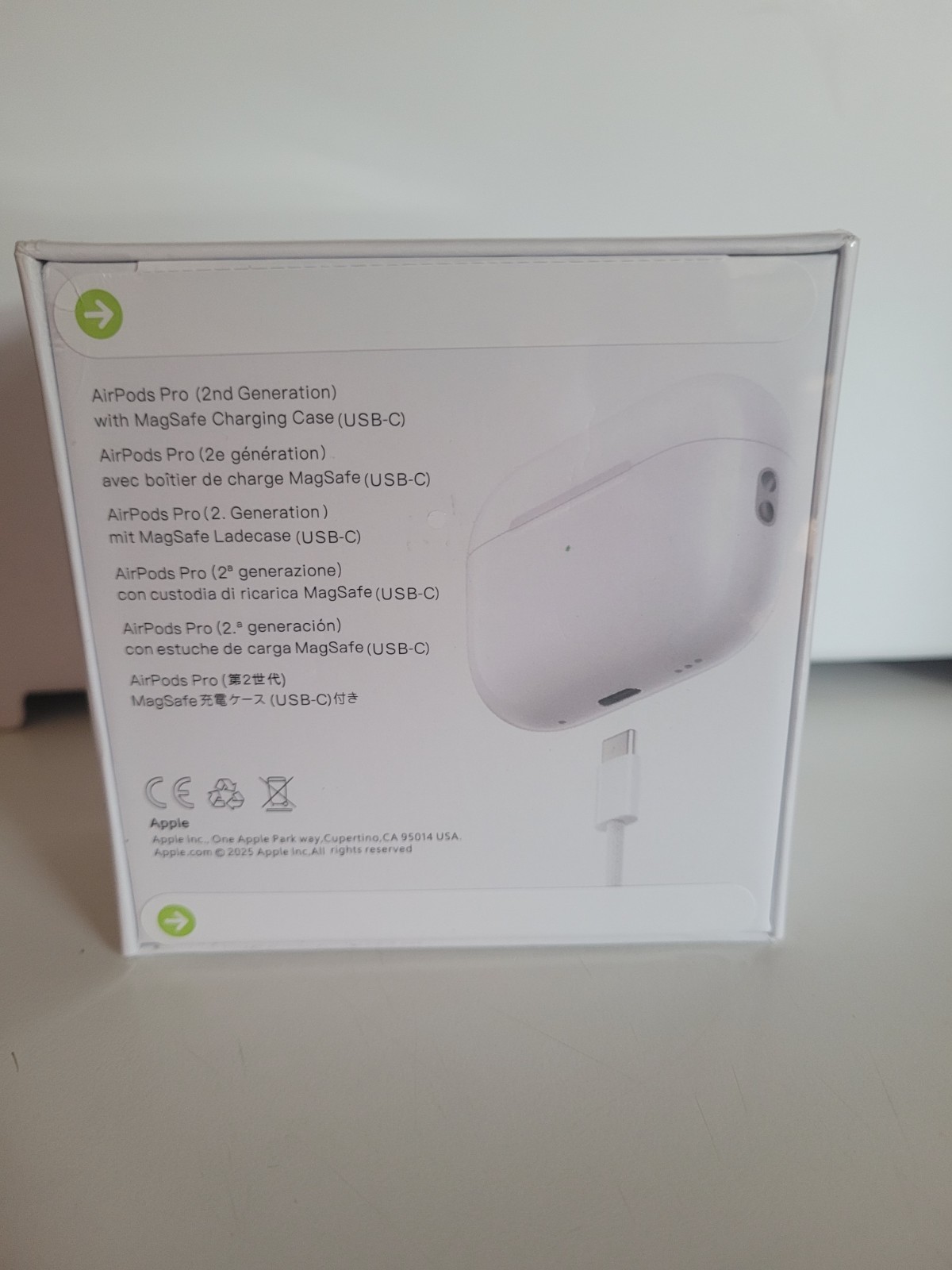 AirPods Pro (2nd Generation) White MagSafe Charging Case USB-C