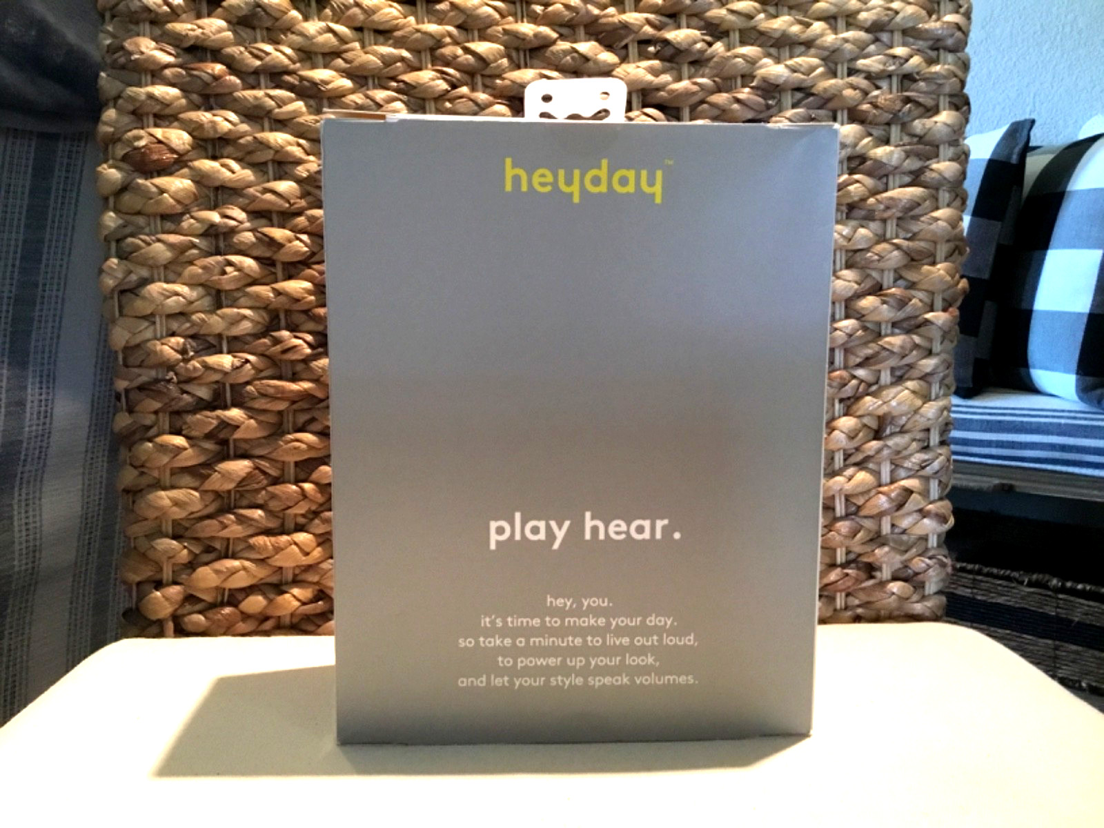 Heyday Wireless Headphones Bluetooth 5.4 Jeweled Pink 40 hours Playback NIB!