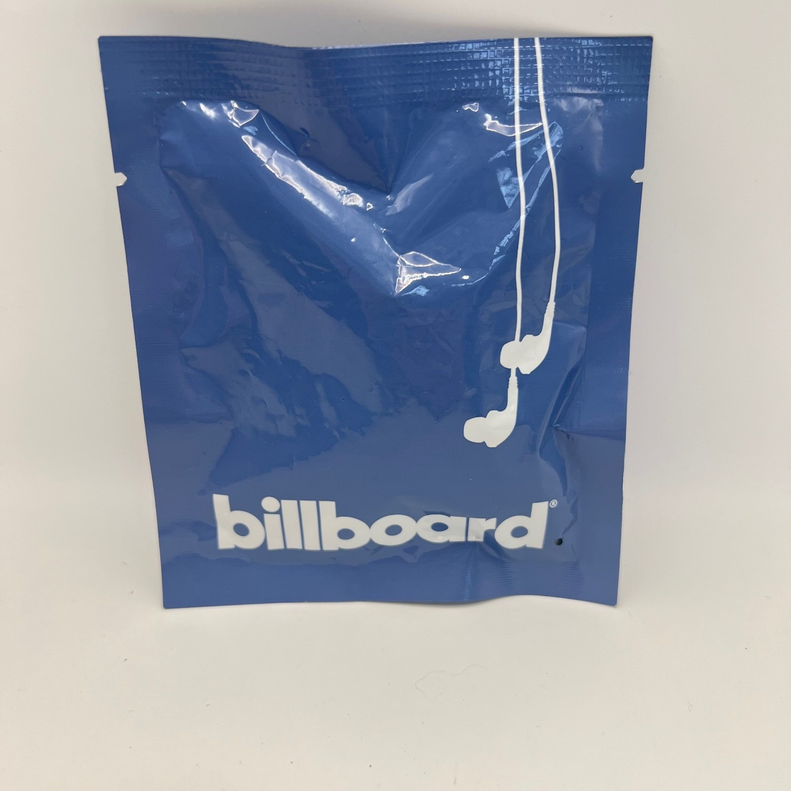 Delta Airlines Billboard Earbuds New In Package