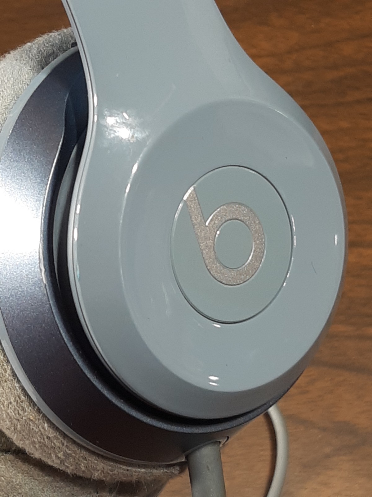 Beats Solo 2 Wired On-Ear Headphones Baby Blue WORKS