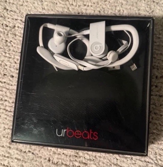 Beats by Dr. Dre urBeats Wired In-Ear Earbuds w/ Mic & In-Line Control White