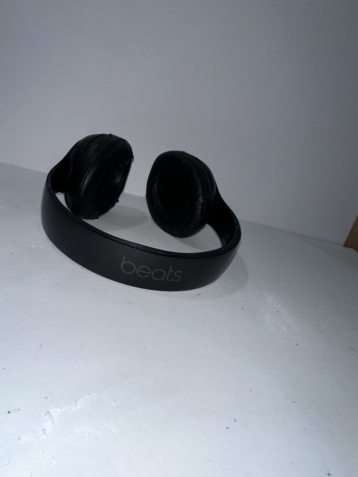 Beats by Dr. Dre Studio3 Over the Ear Wireless Headphones – Black