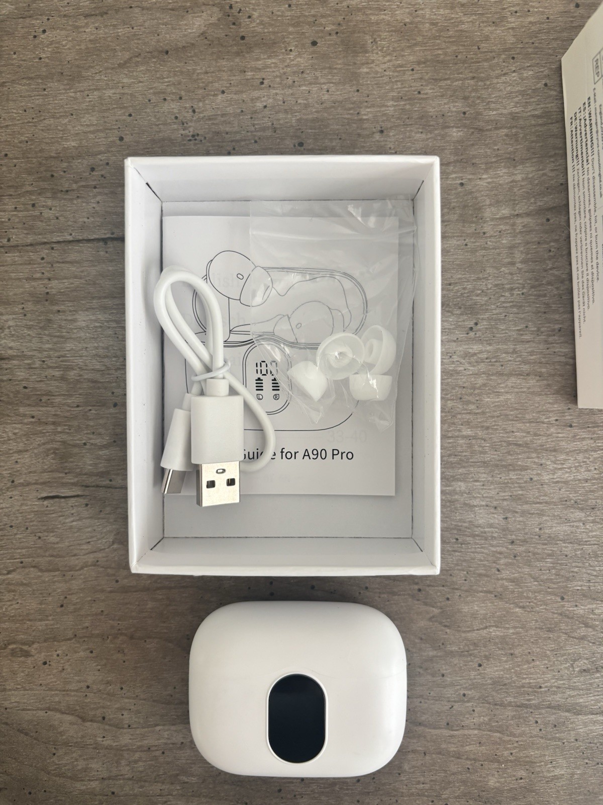 Btootos A90 Pro True Wireless Bluetooth In-Ear Earbuds White w/ Charging Case