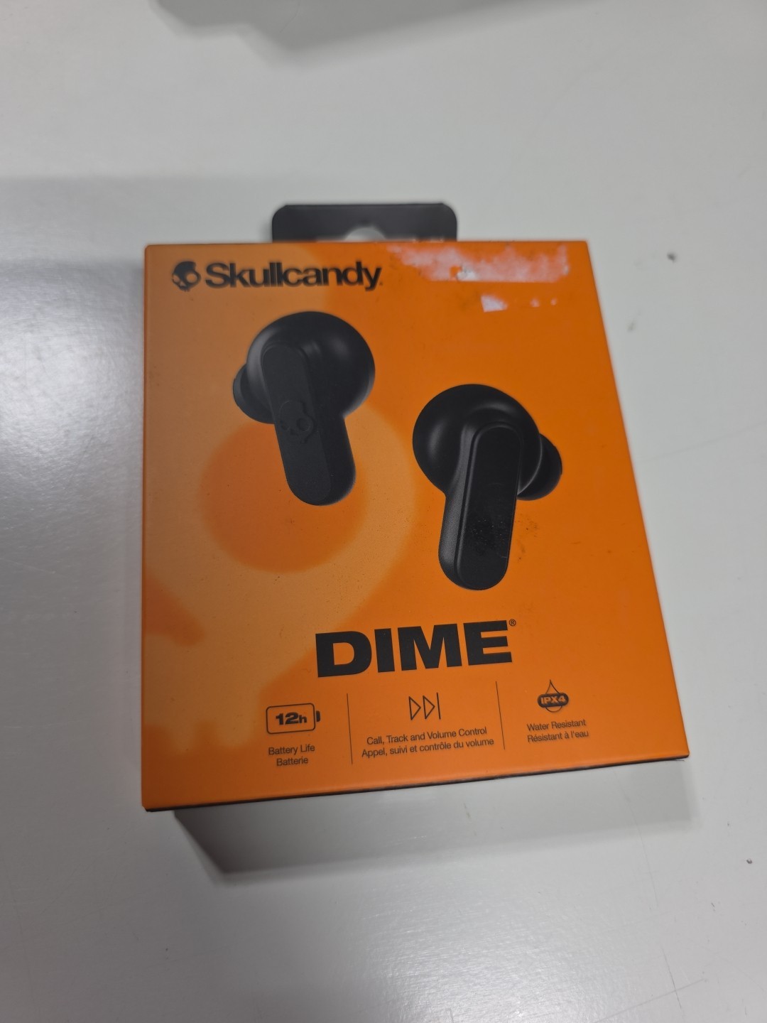Skullcandy Dime Miniand Mighty 3.5 Hrs. Ear Buds New In The Box W/Charger (Black