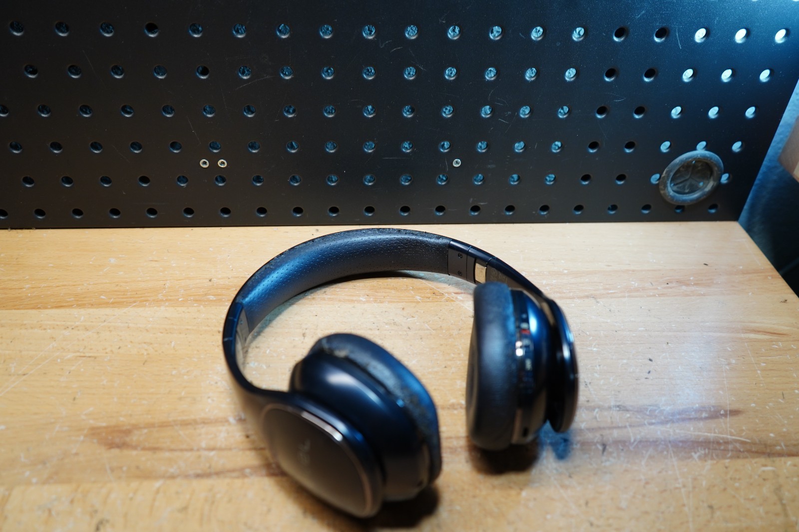 (E) Samsung Level On EO-PN900 Bluetooth Noise Cancelling Headphones Blue