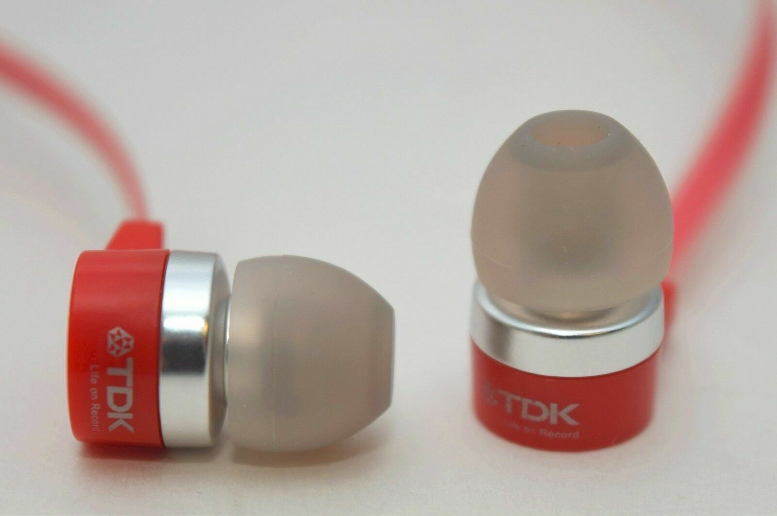 NEW TDK Life on Record SP400 Glow in the dark Waterproof Earbuds Headphones RED