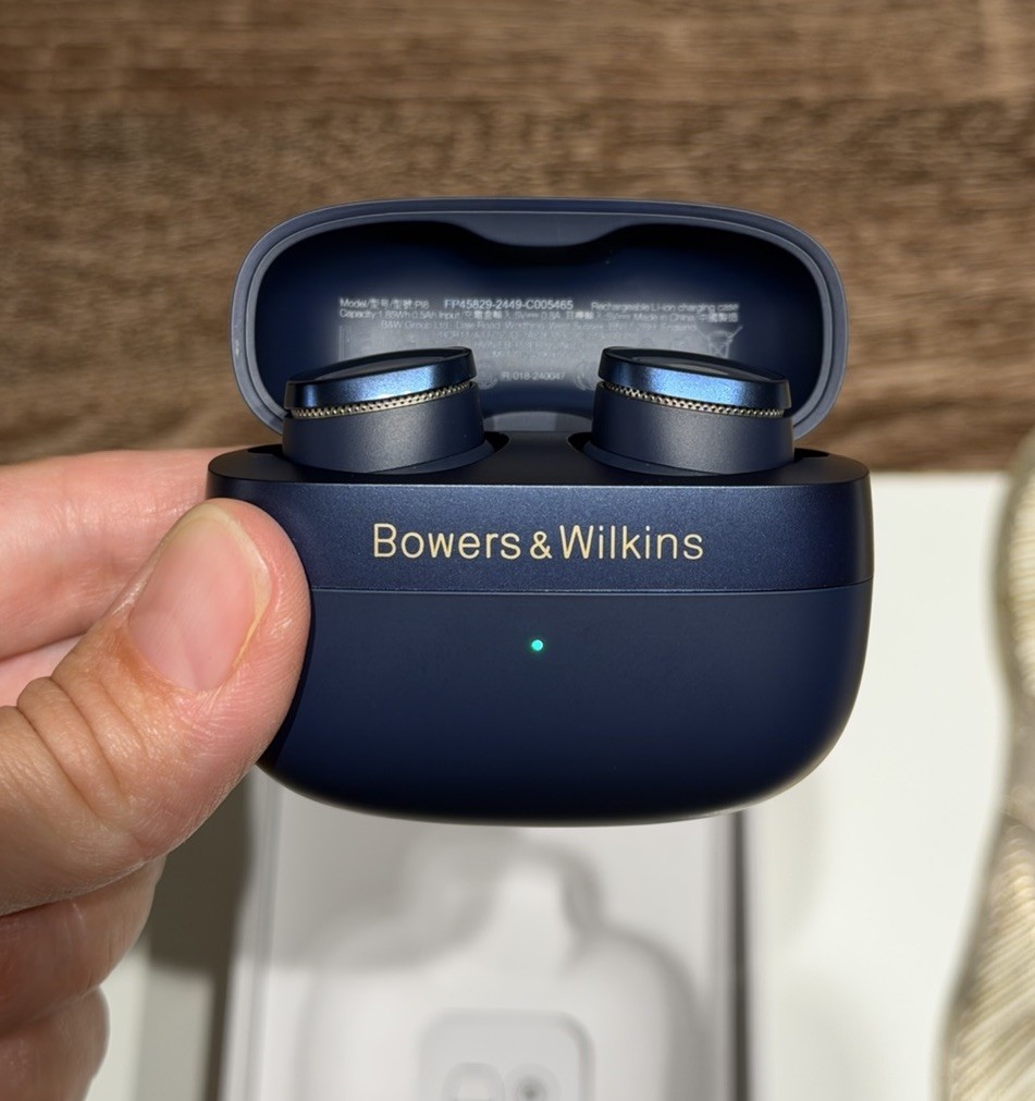 Bowers & Wilkins Pi8 ANC In-Ear True Wireless Earbuds Midnight Blue