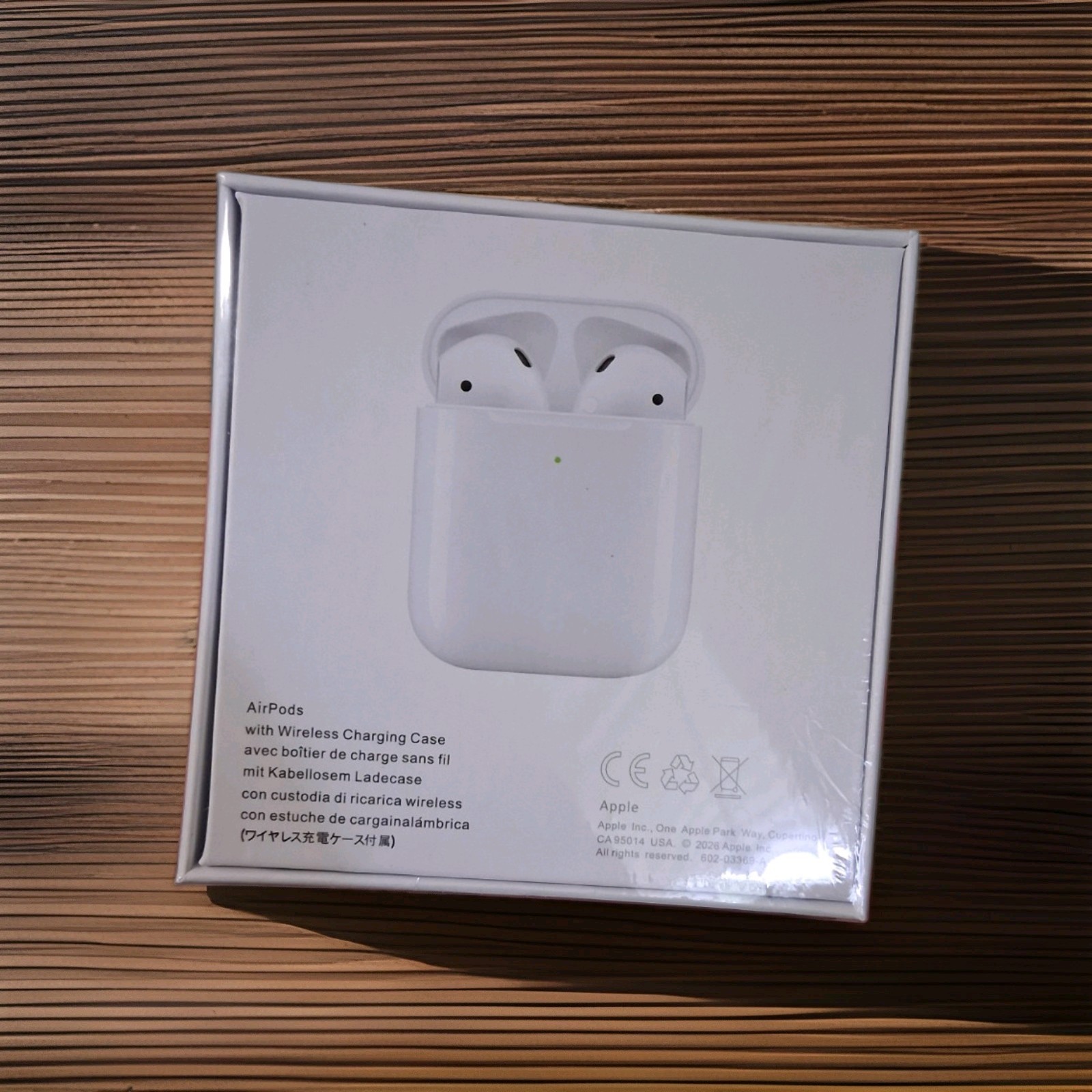 Wireless Charging Case In-Ear Bluetooth Earbuds White MRXJ2AM/A