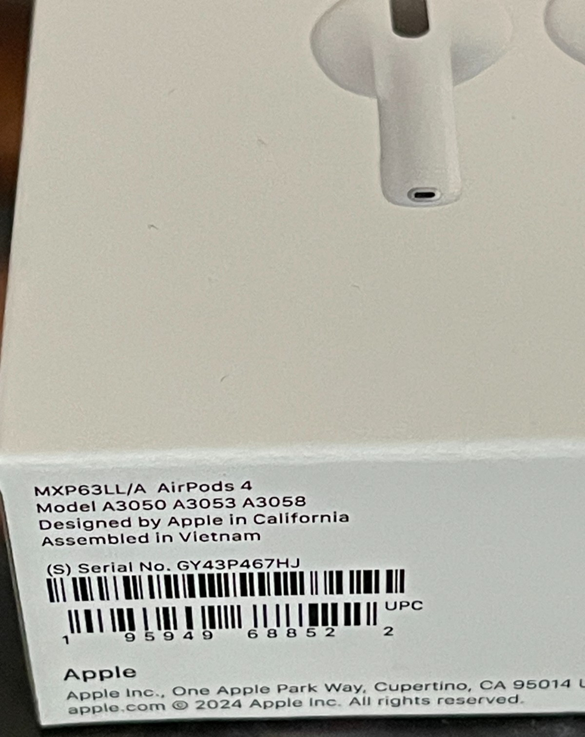 Genuine Apple AirPods 4 Wireless Earbuds Bluetooth Earphones Headphones MXP63LL/