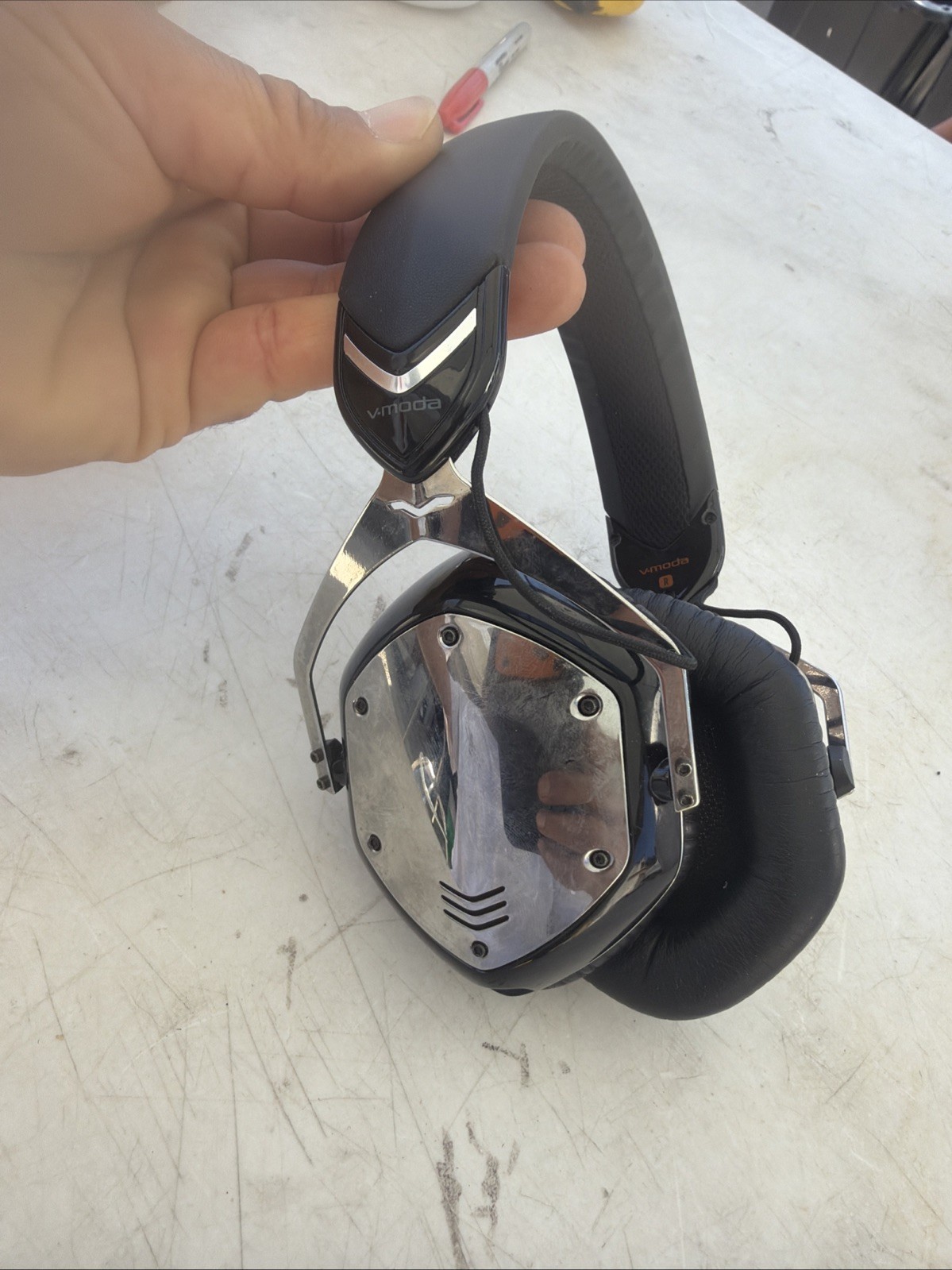 V-MODA Crossfade One Over the Ear Wireless Headphones – Matte Black 🔥
