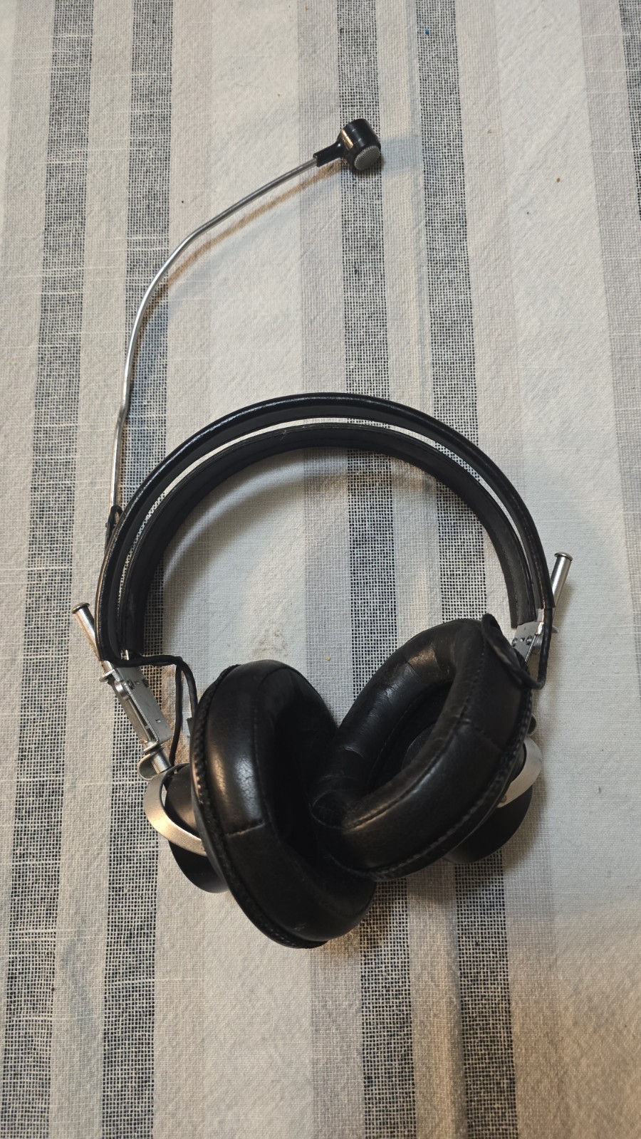 Vintage Shure SM2 Self Adjusting Broadcast Headset