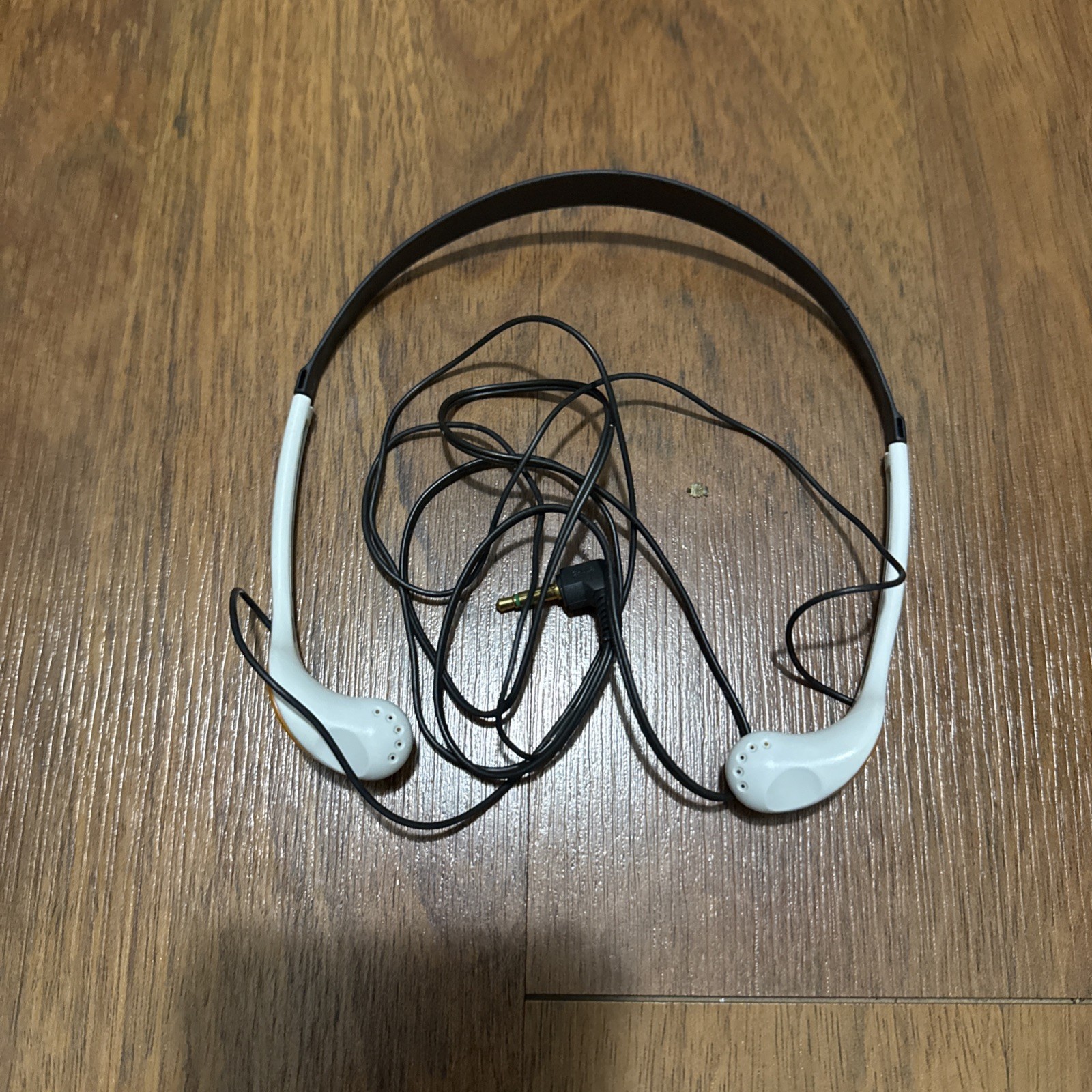 Sony MDR-W014 Headband Headphones – Black And White