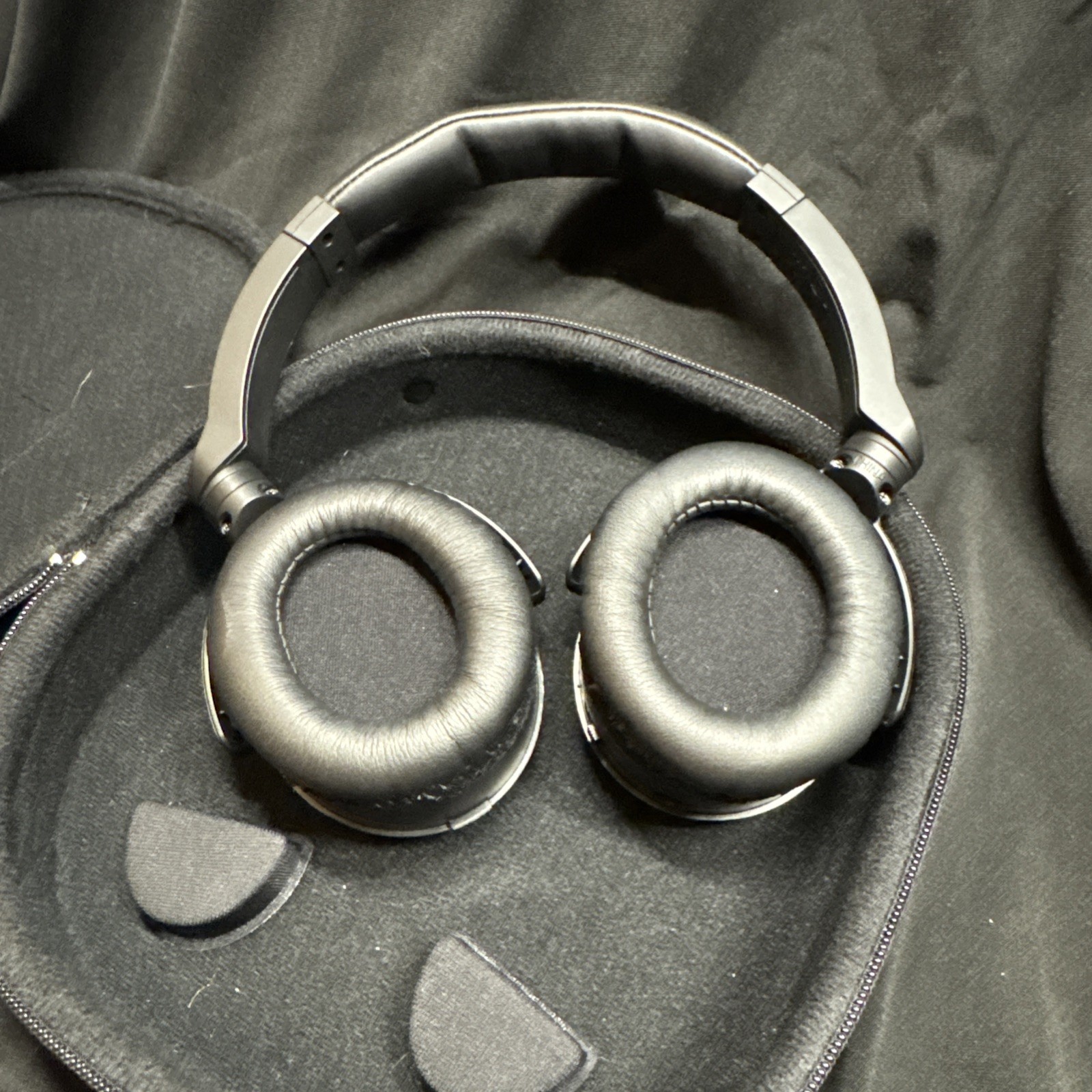 Audio-Technica Quiet Point Headphones
