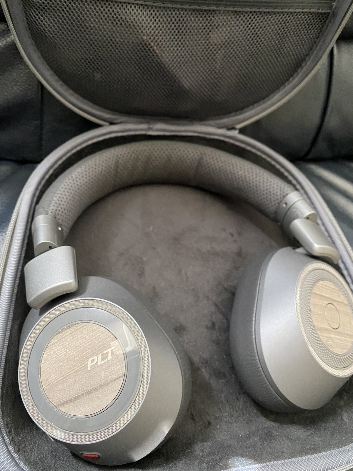 Plantronics Backbeat PRO 2 Wireless Noise Canceling Headphones – Black, Brown