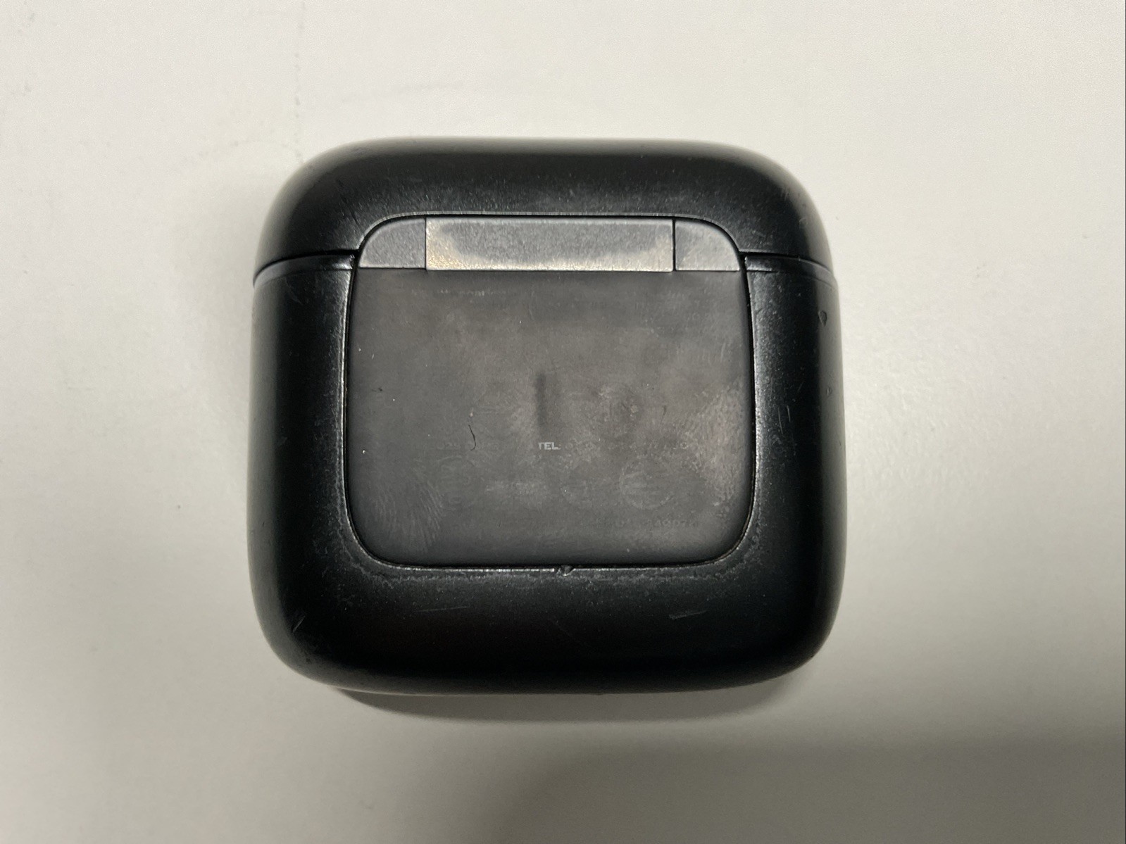 JBL Tour Pro 3 Replacement Charging Case Charger . BROKEN SCREEN